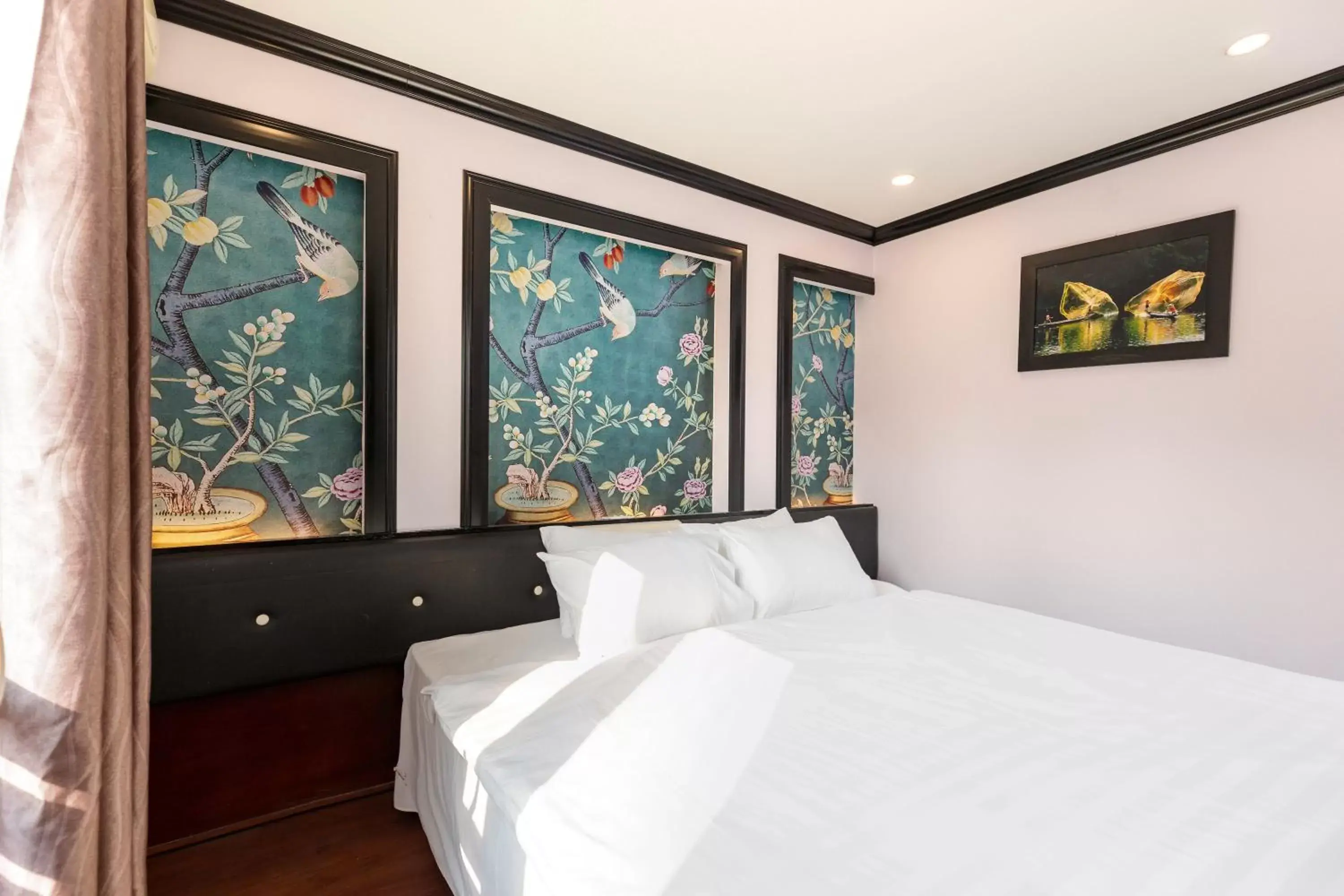 Bedroom, Bed in Hanoi Memory Premier Hotel & Spa Bedroom, Bed in Hanoi Memory Premier Hotel & Spa