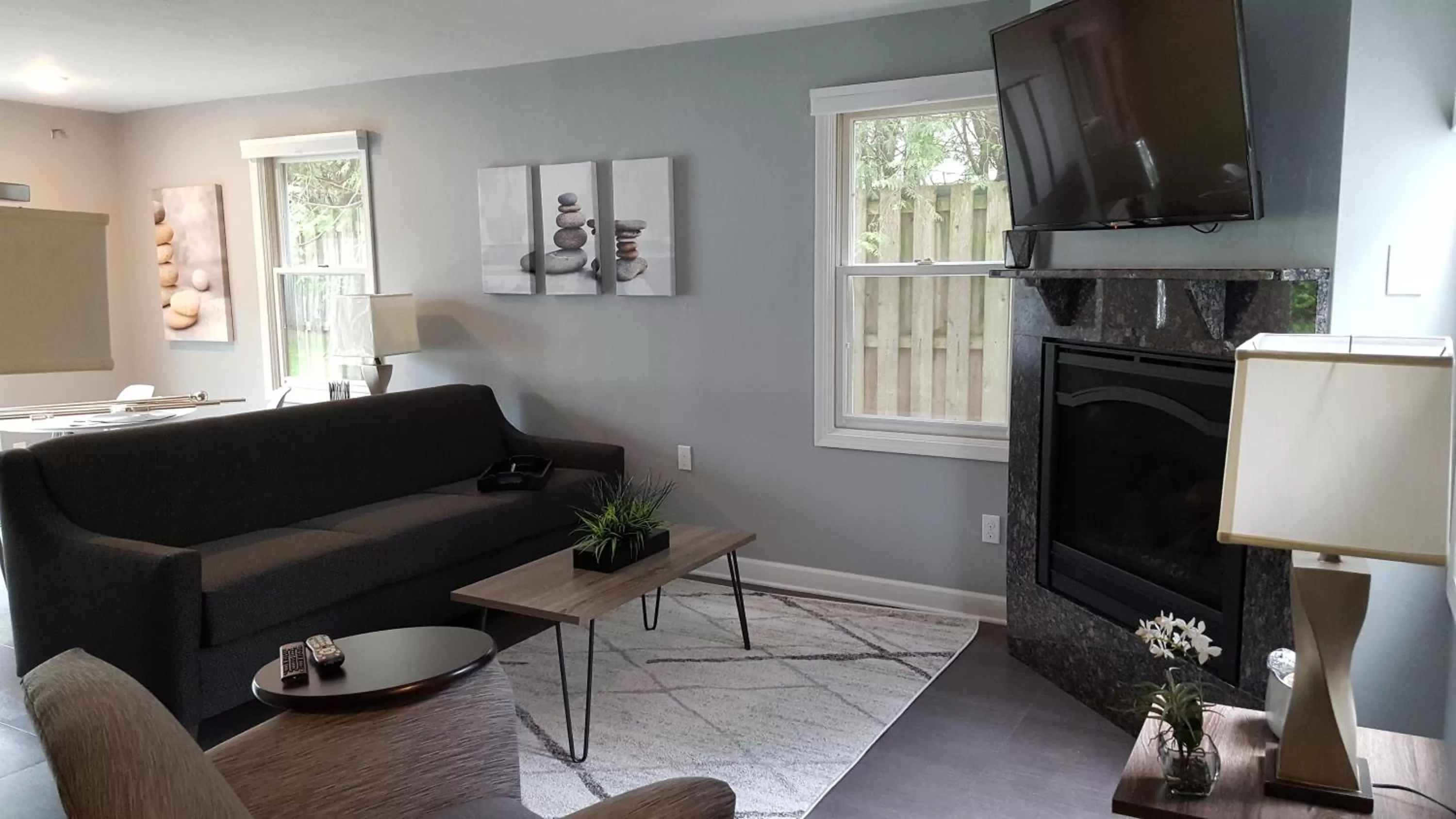 Living room in Homestead Suites - Fish Creek