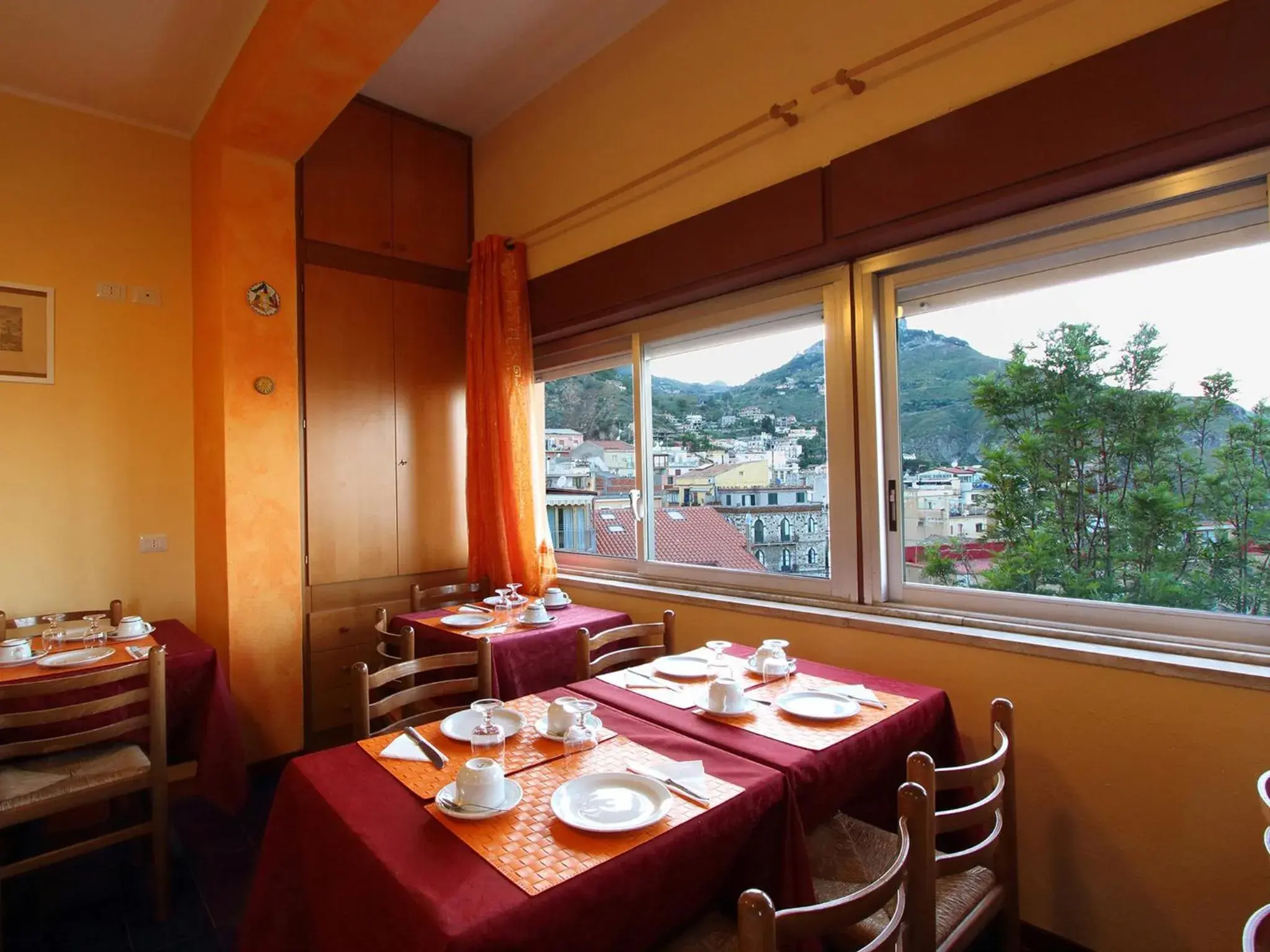 Dining area, Restaurant/Places to Eat in InnPiero