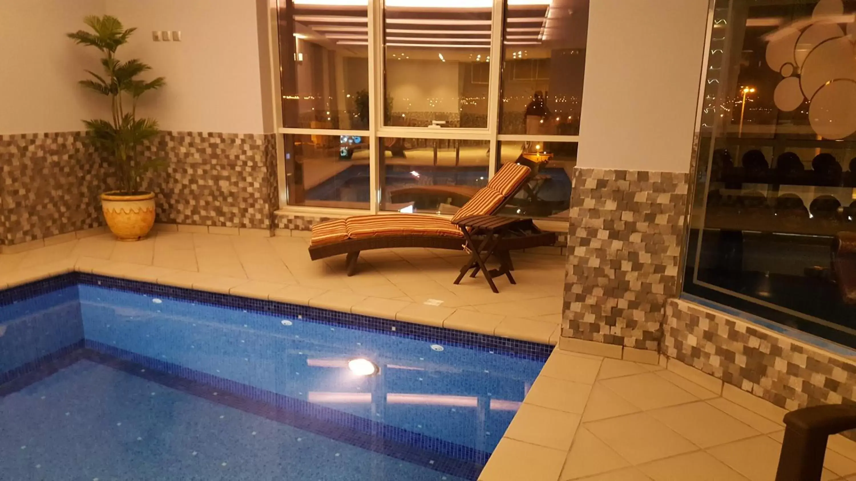 Swimming Pool in Swiss International Royal Hotel Riyadh