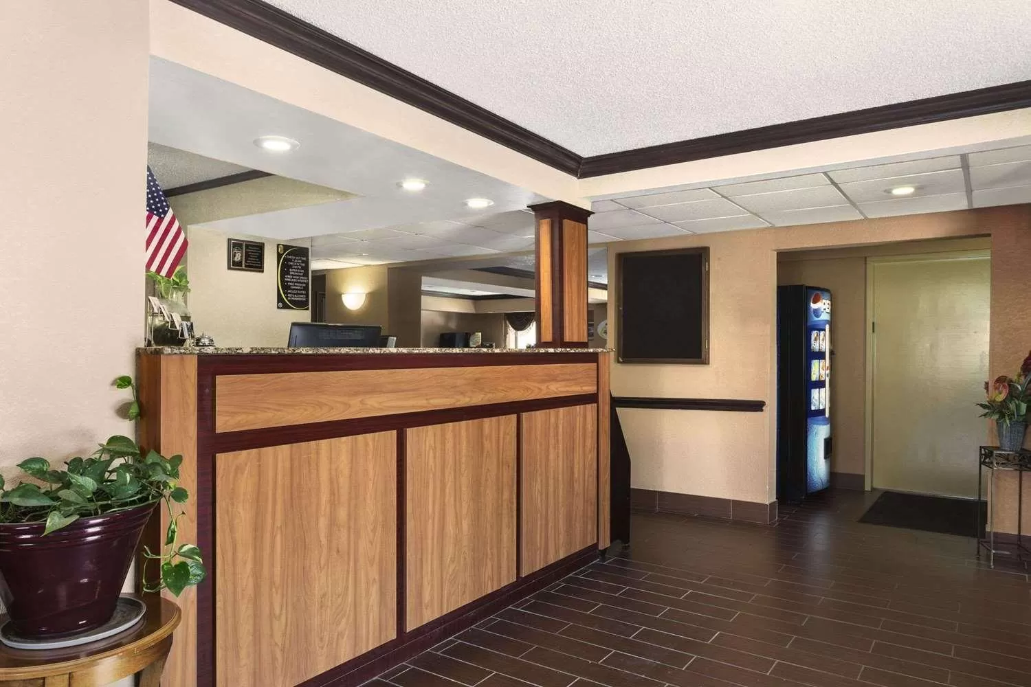 Lobby or reception, Lobby/Reception in Super 8 by Wyndham Taylor/Detroit Area