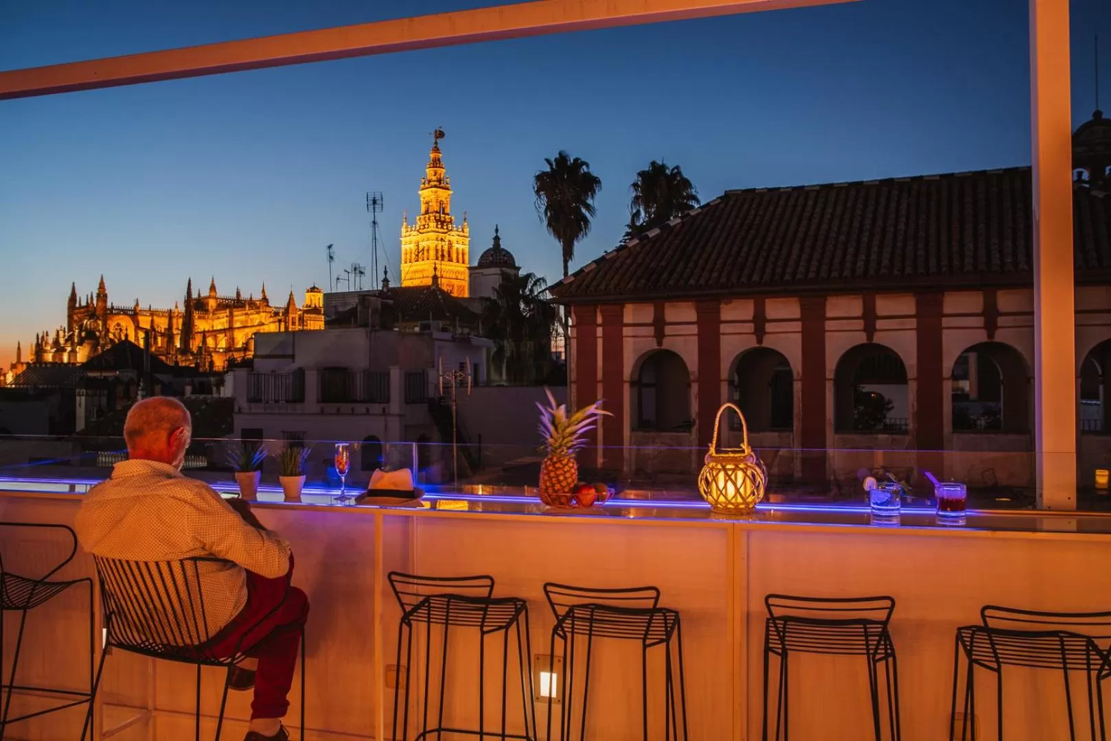 Lounge or bar in Halo Boutique Hotel