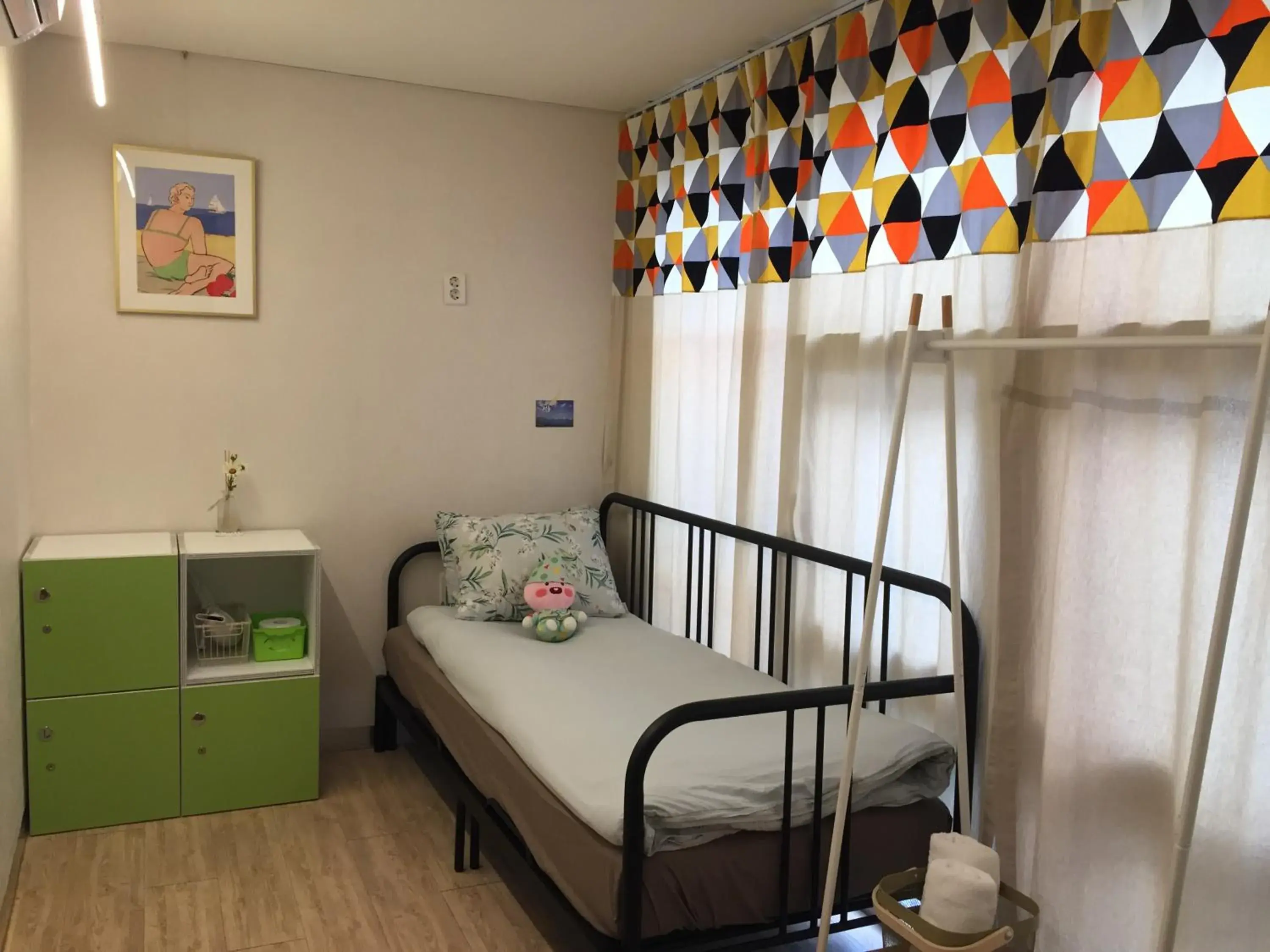 Bedroom, Bed in Inside Busan Hostel
