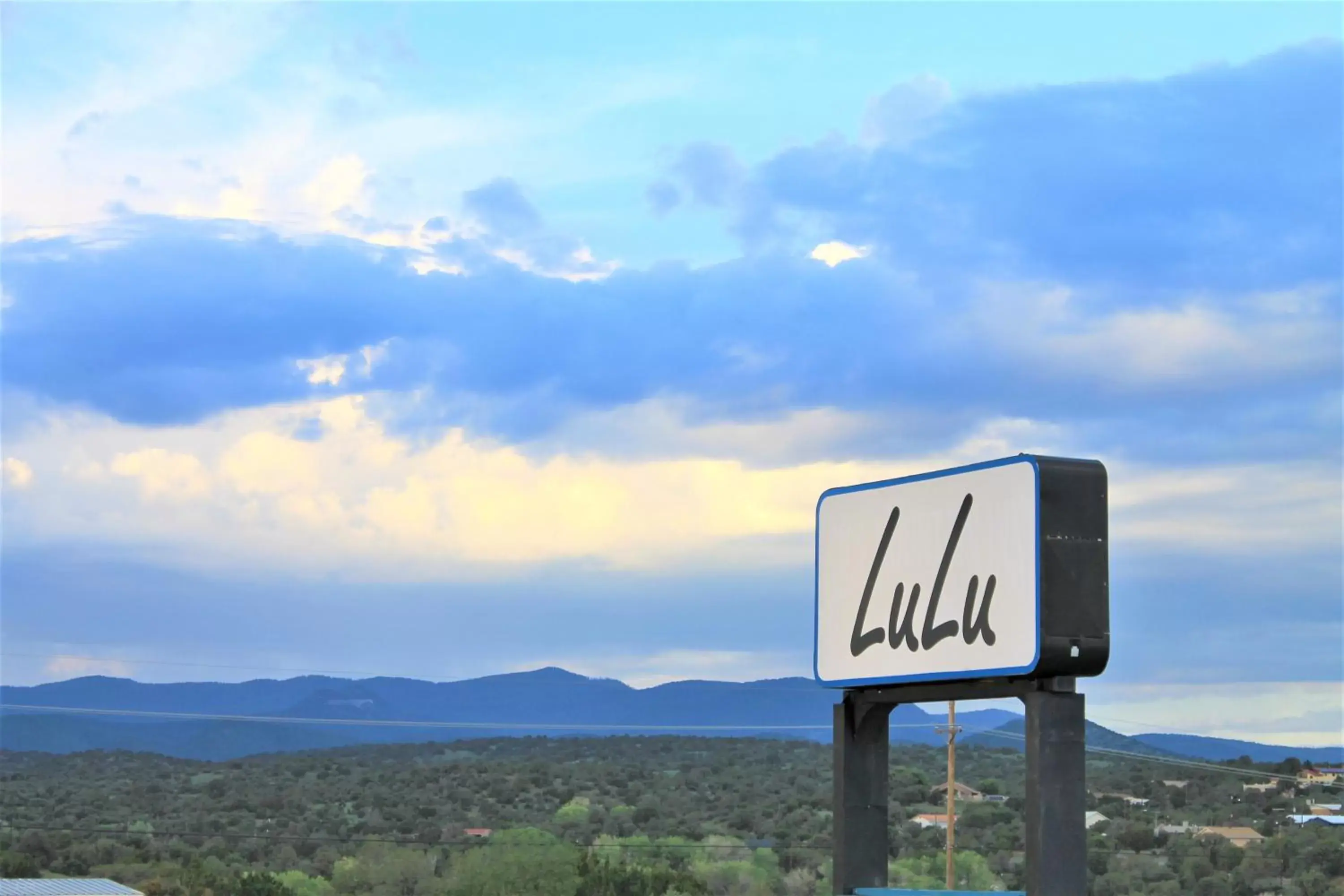 Property logo or sign in LuLu Silver City
