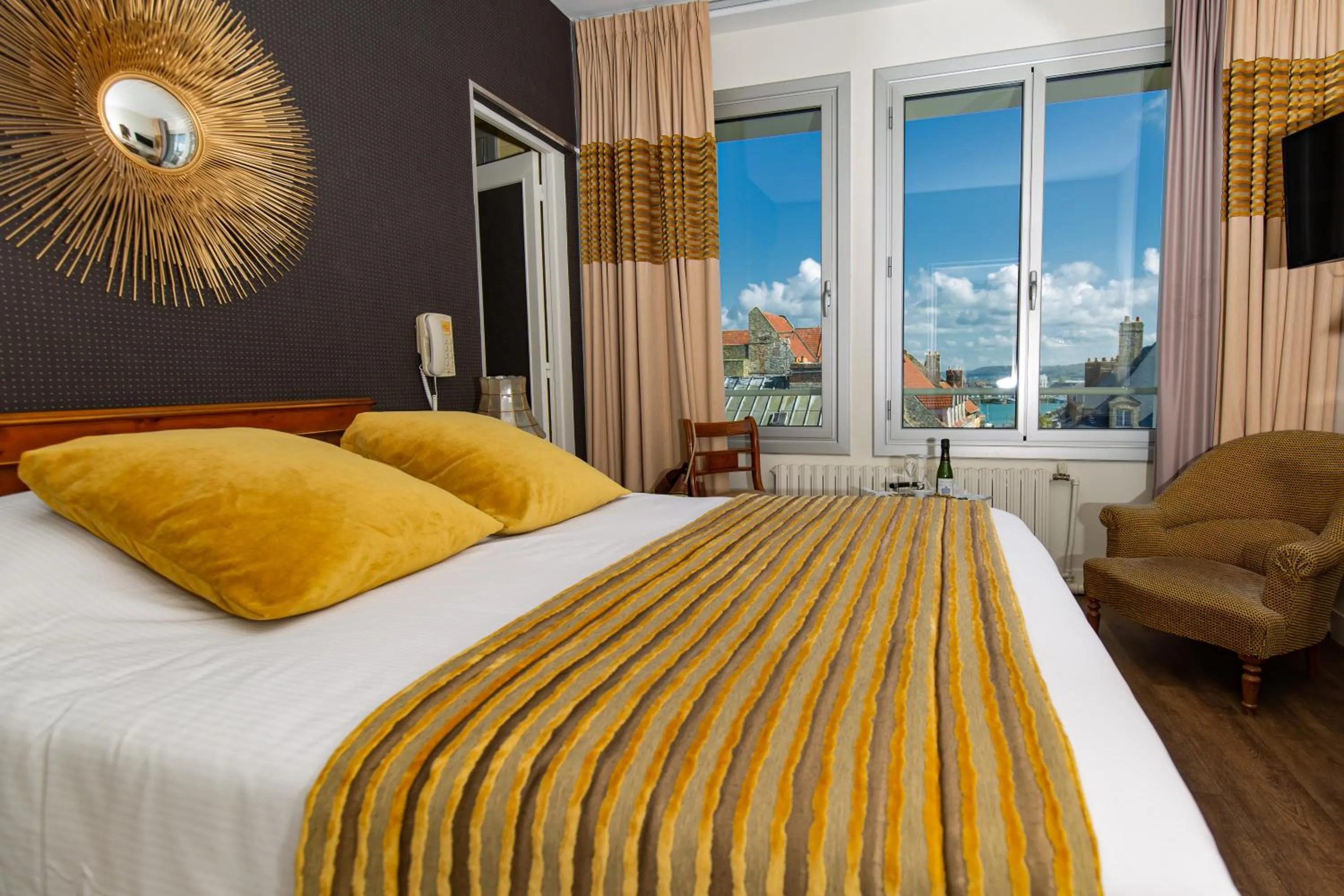 Bedroom, Bed in Hotel Aguado