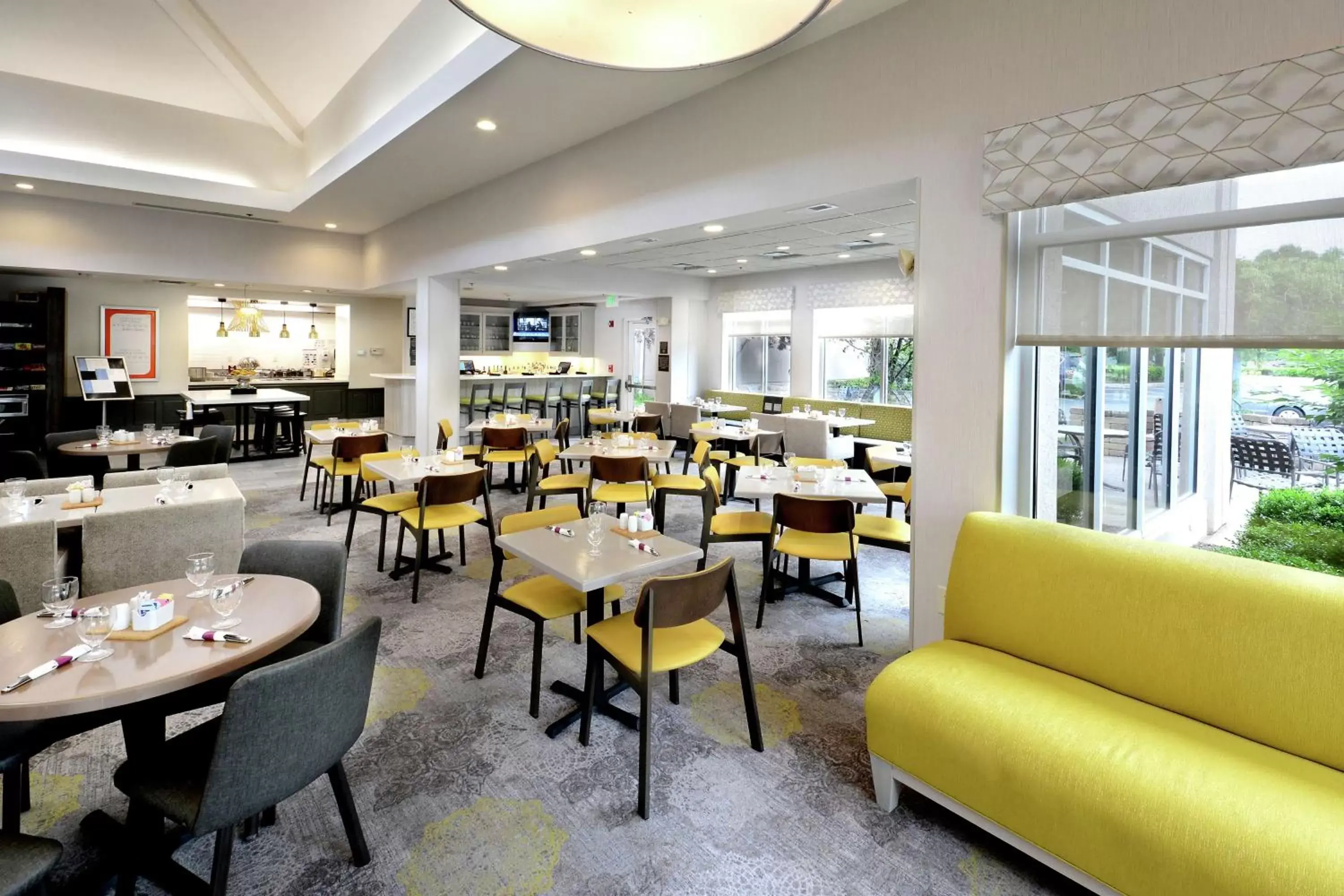 Breakfast, Restaurant/Places to Eat in Hilton Garden Inn Raleigh Capital Blvd I-540