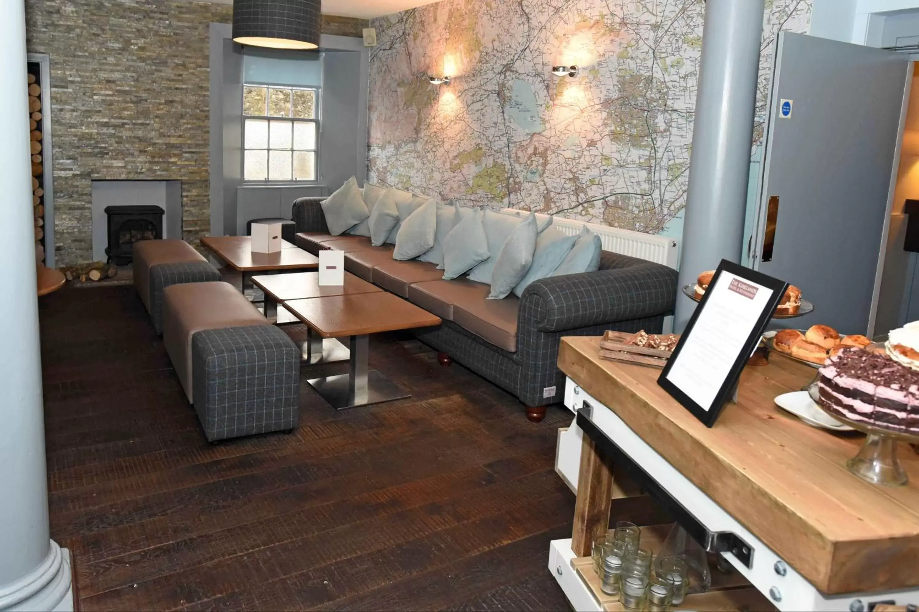 Lounge or bar in Kirklands Hotel