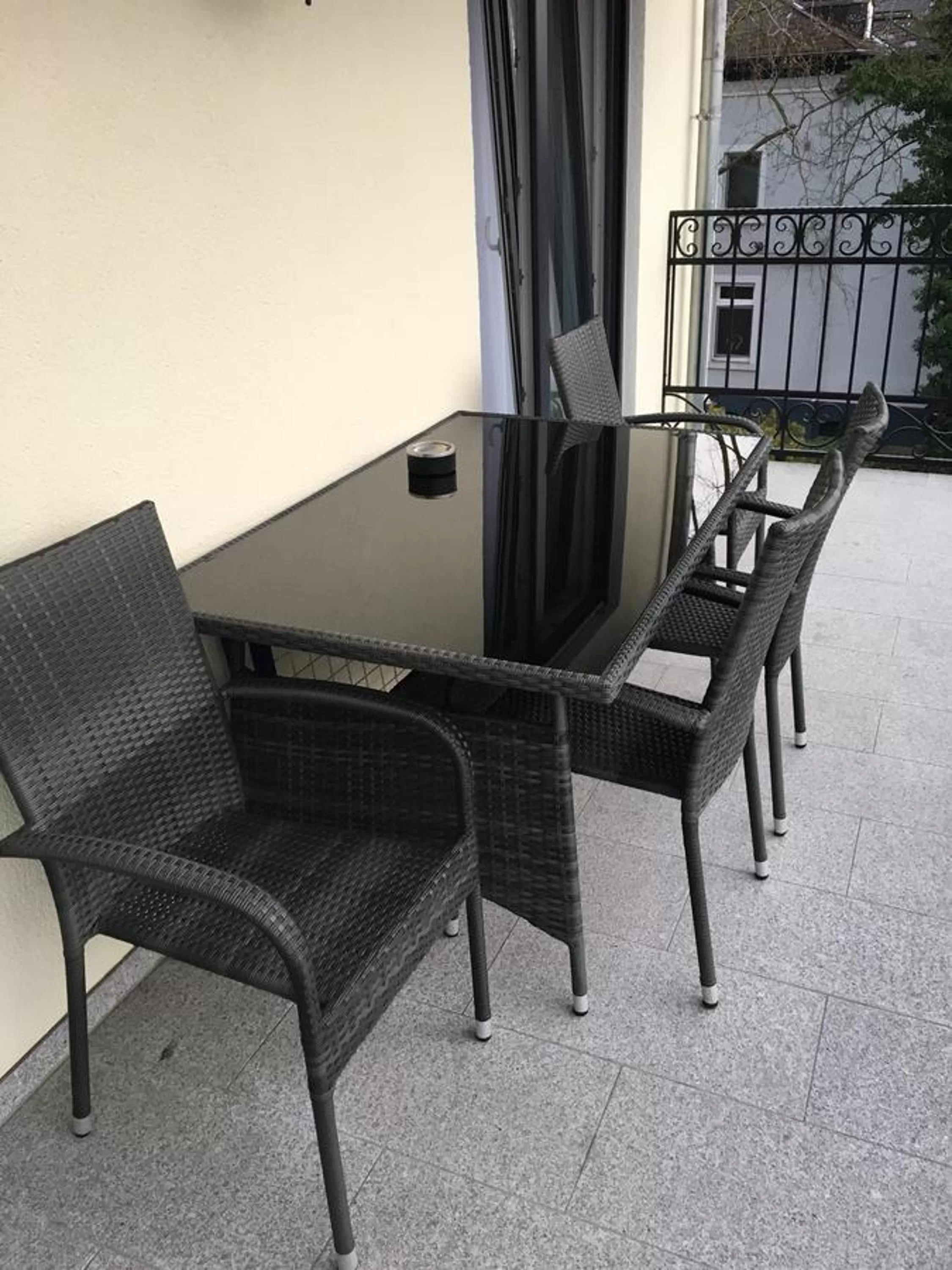 Balcony/Terrace in Merkel Villa Apartamente