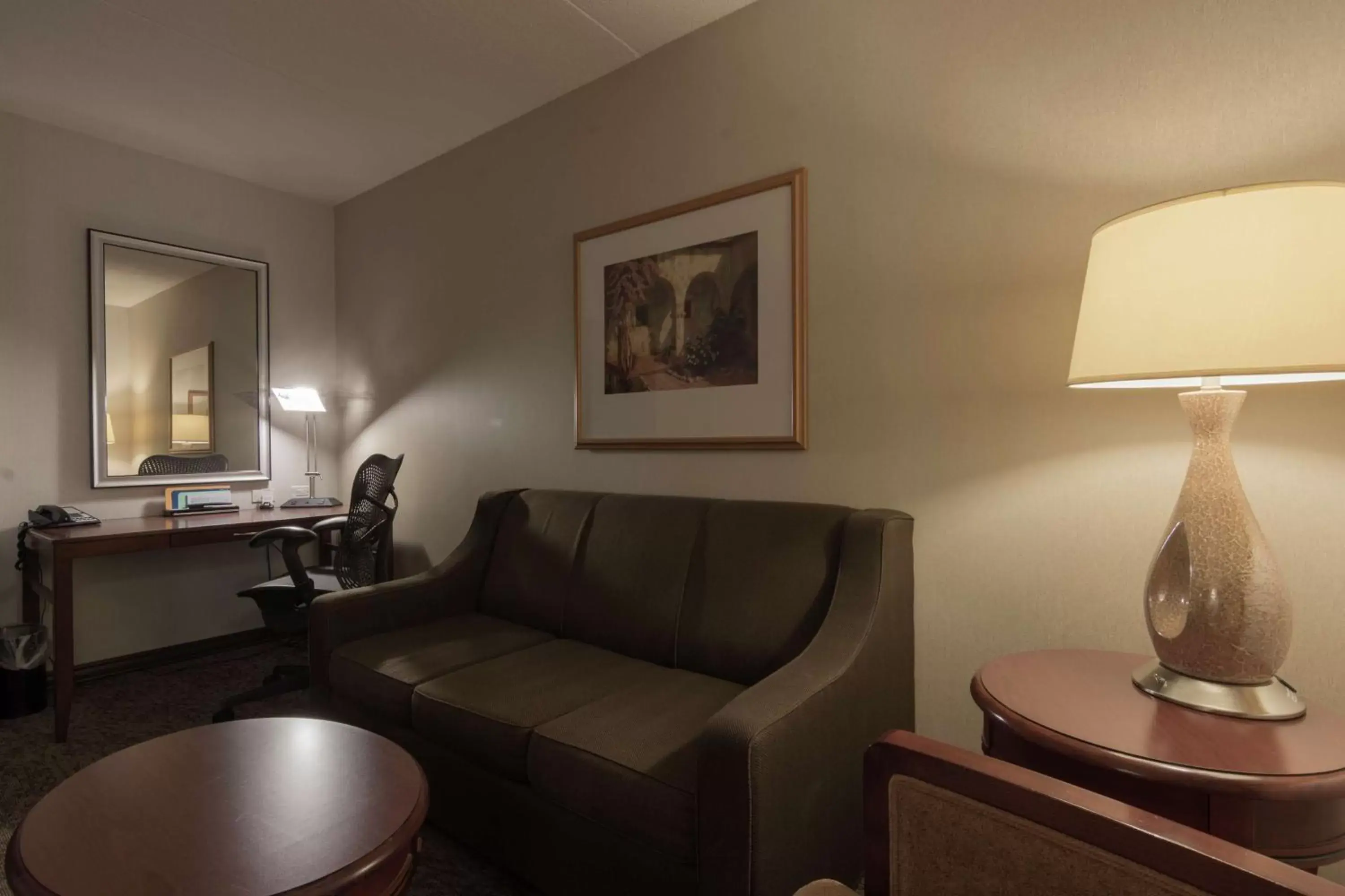 Bedroom, Seating Area in Hilton Garden Inn Bangor