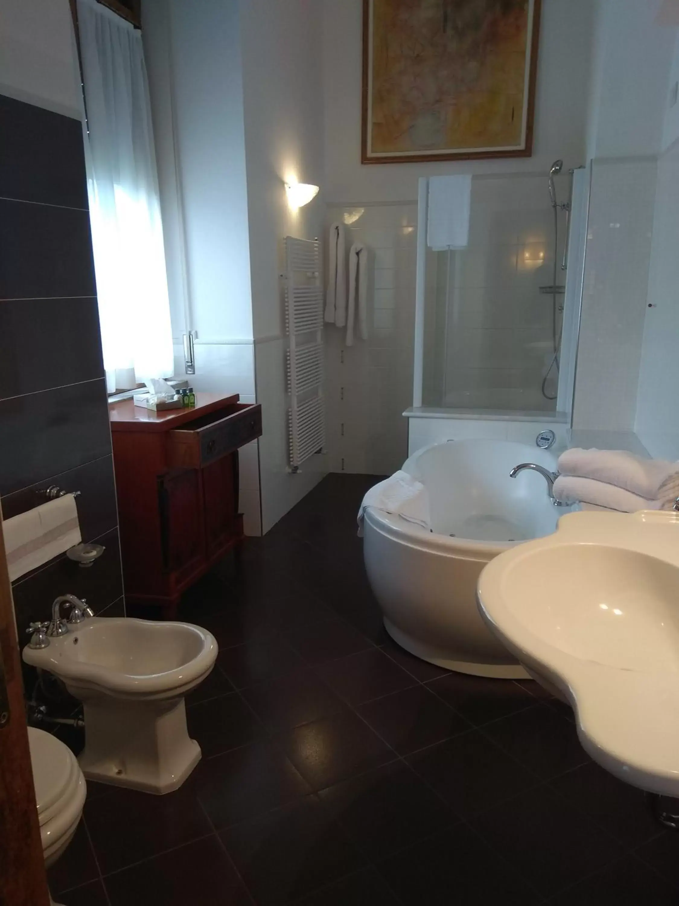 Bathroom in Grand Hotel Dei Castelli
