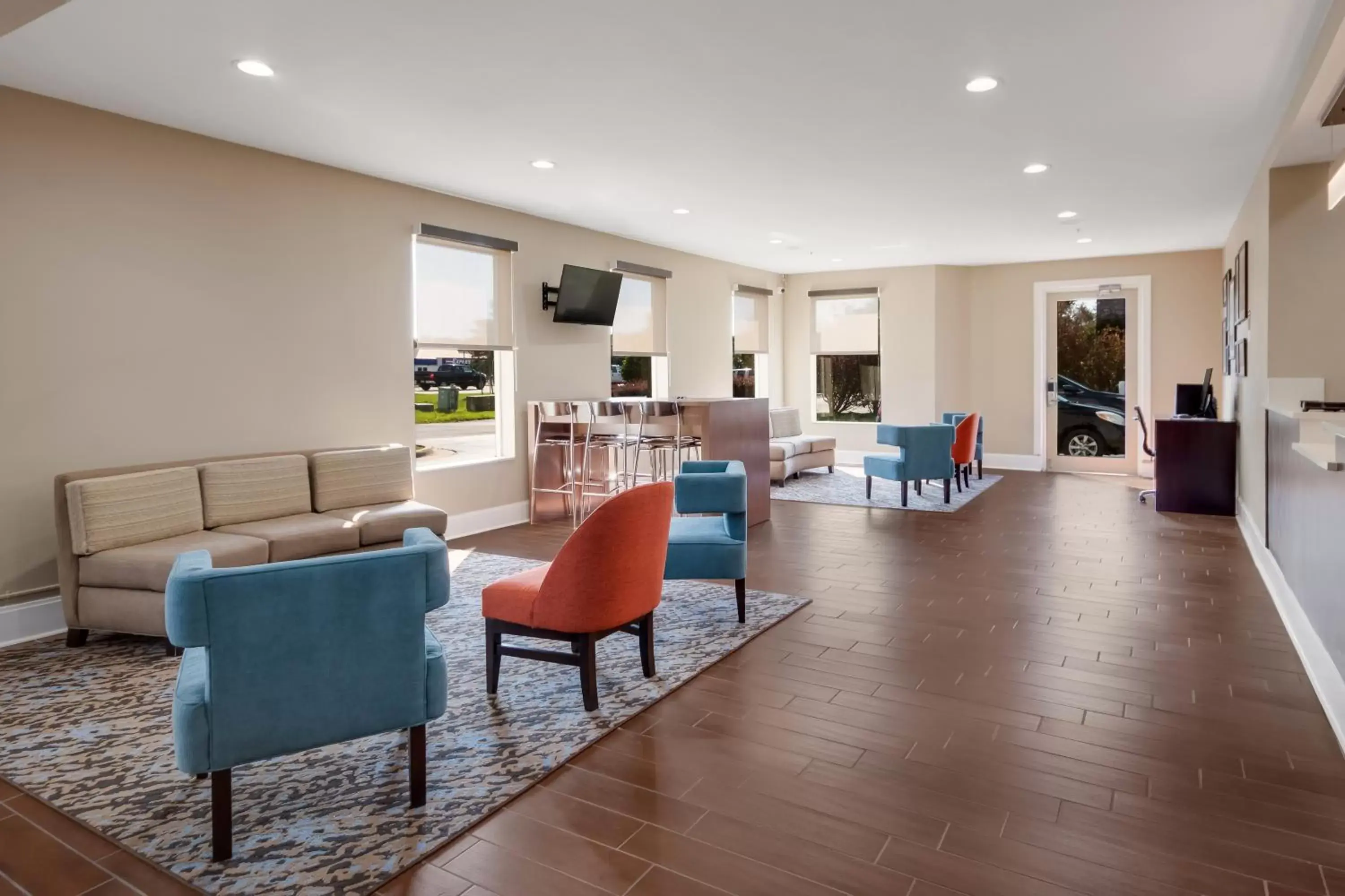 Seating area in Sleep Inn & Suites Niceville - Destin