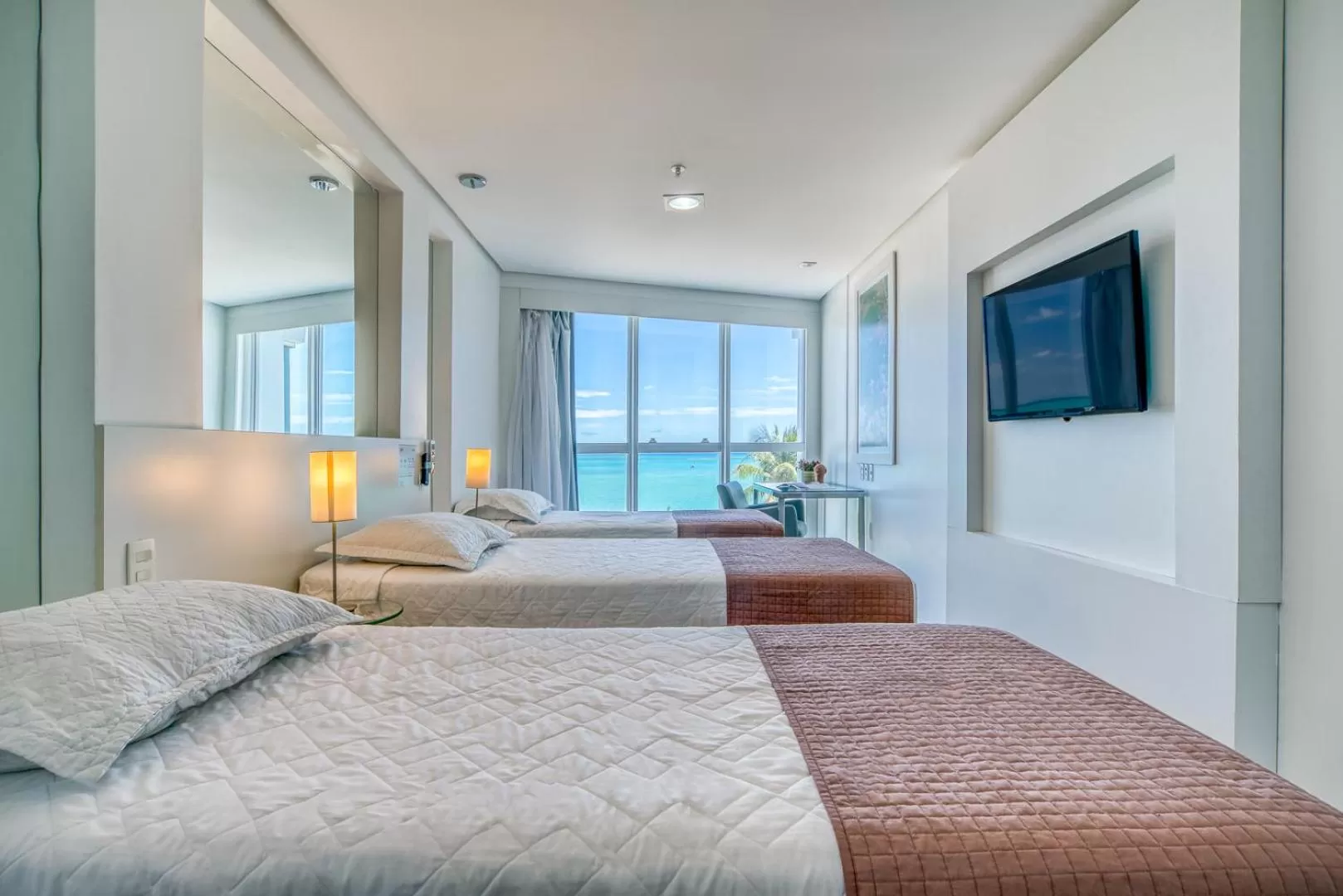 Bed in Hotel Brisa Praia Pajuçara