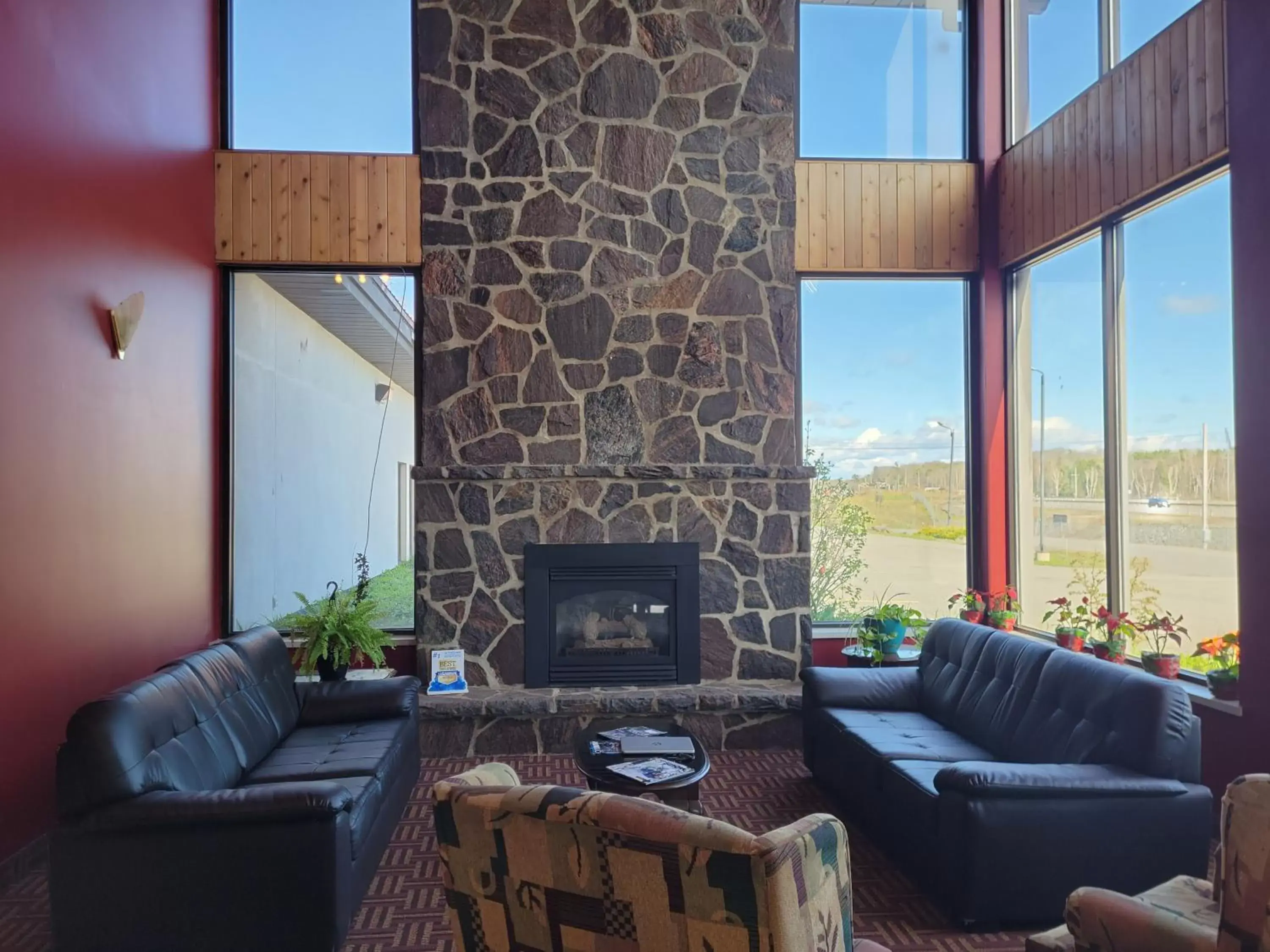 Lobby or reception, Seating Area in Jolly Roger Inn & Resort