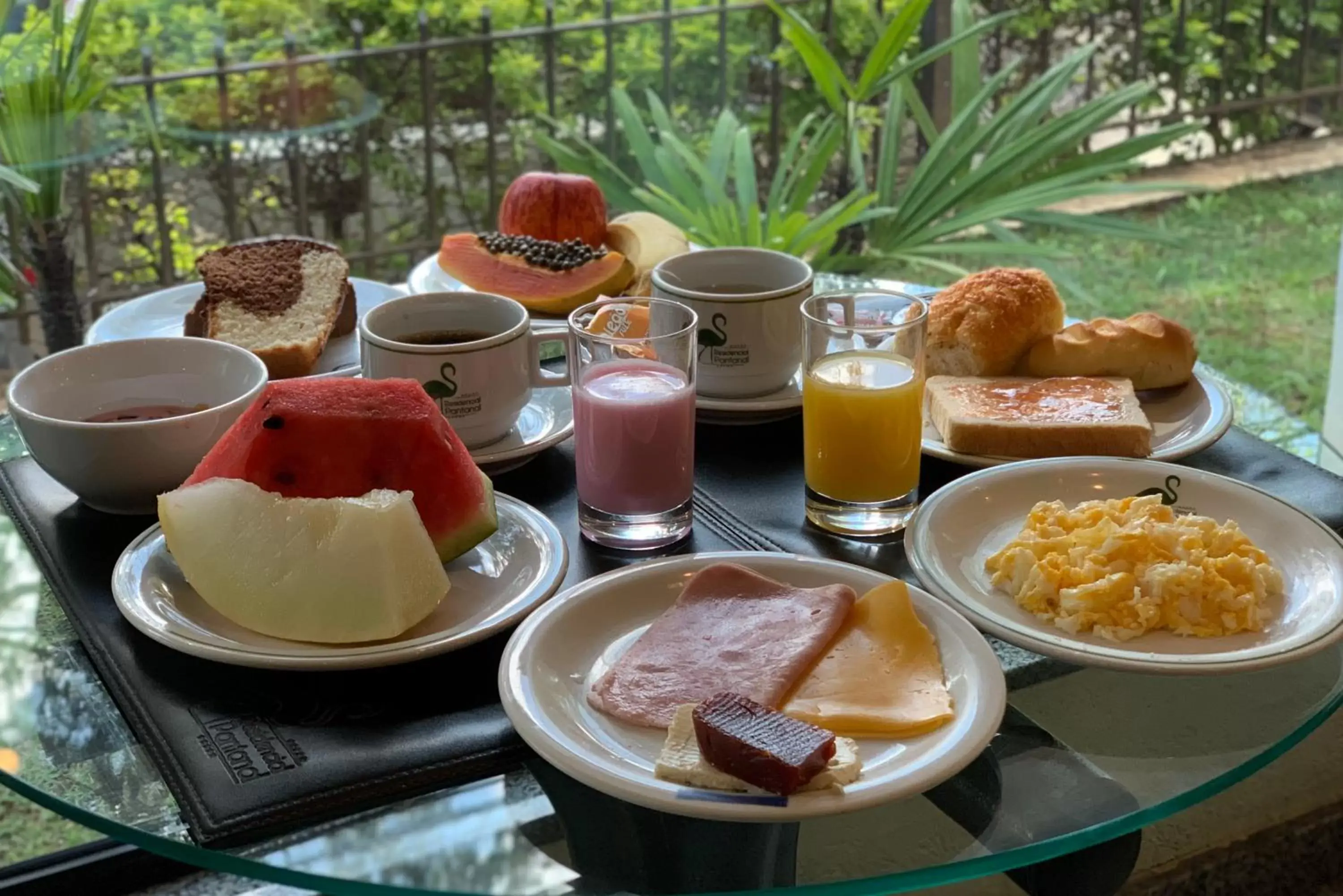 Breakfast in Residencial Pantanal Santa Cruz