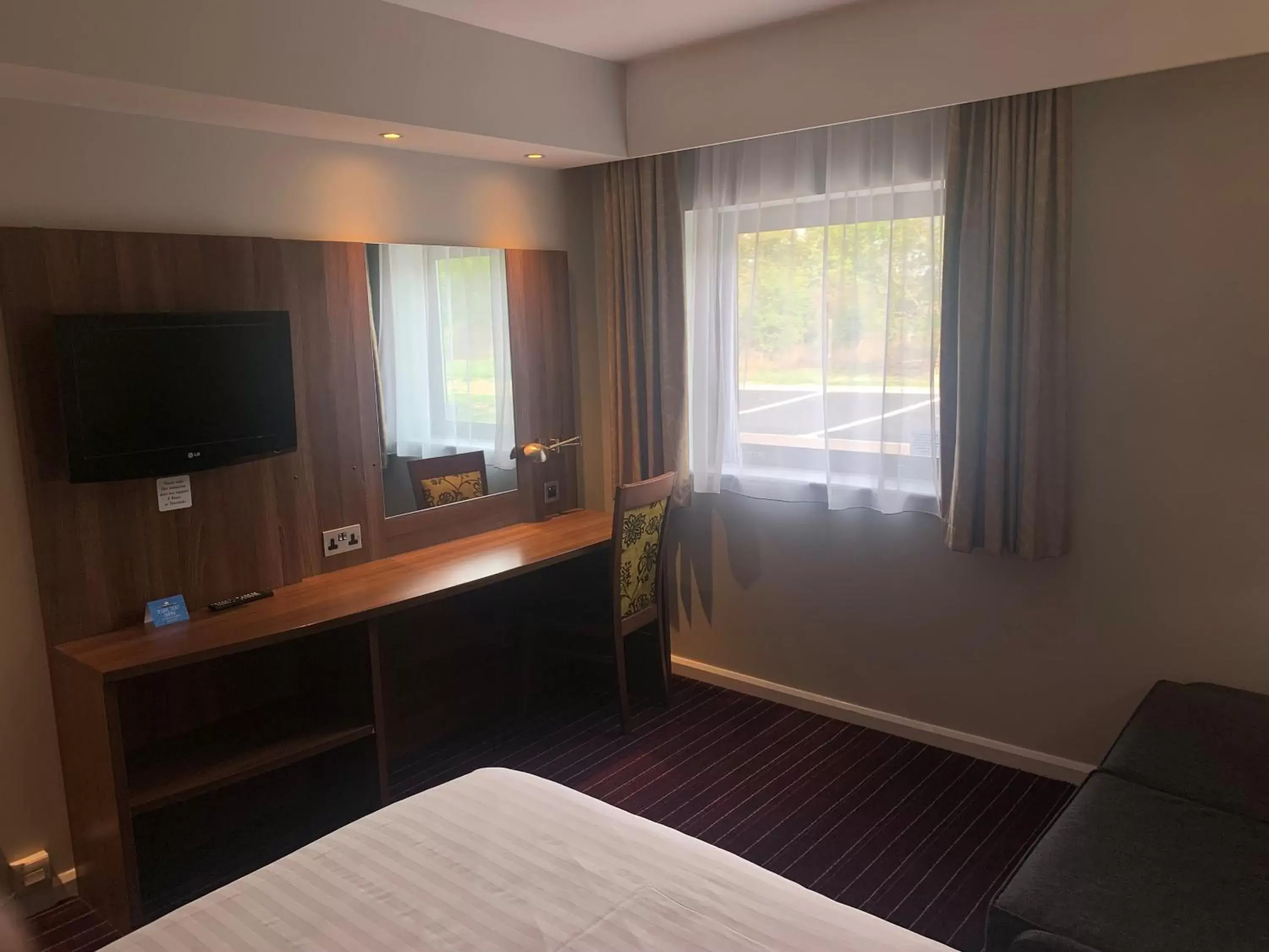 TV and multimedia, TV/Entertainment Center in Days Inn Wetherby