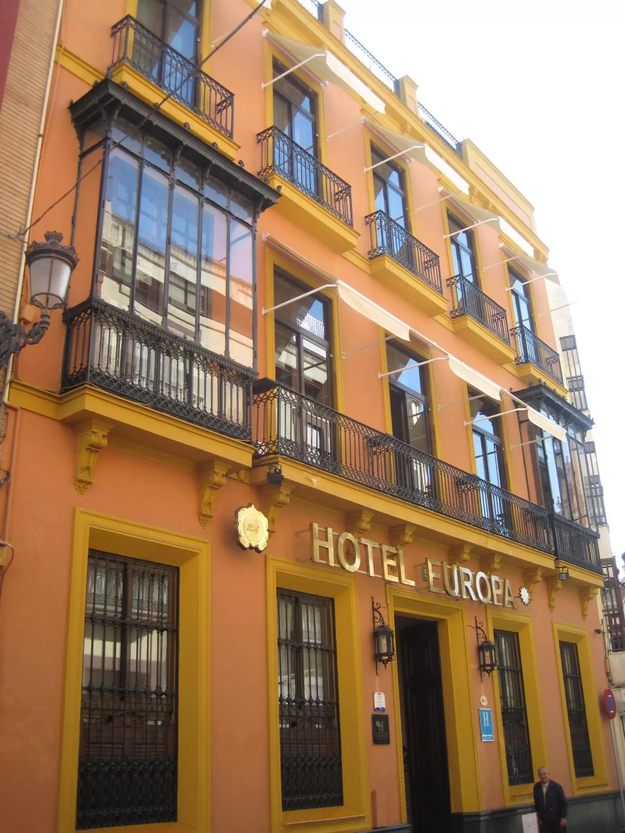 Facade/entrance, Property Building in Hotel Europa Boutique Sevilla