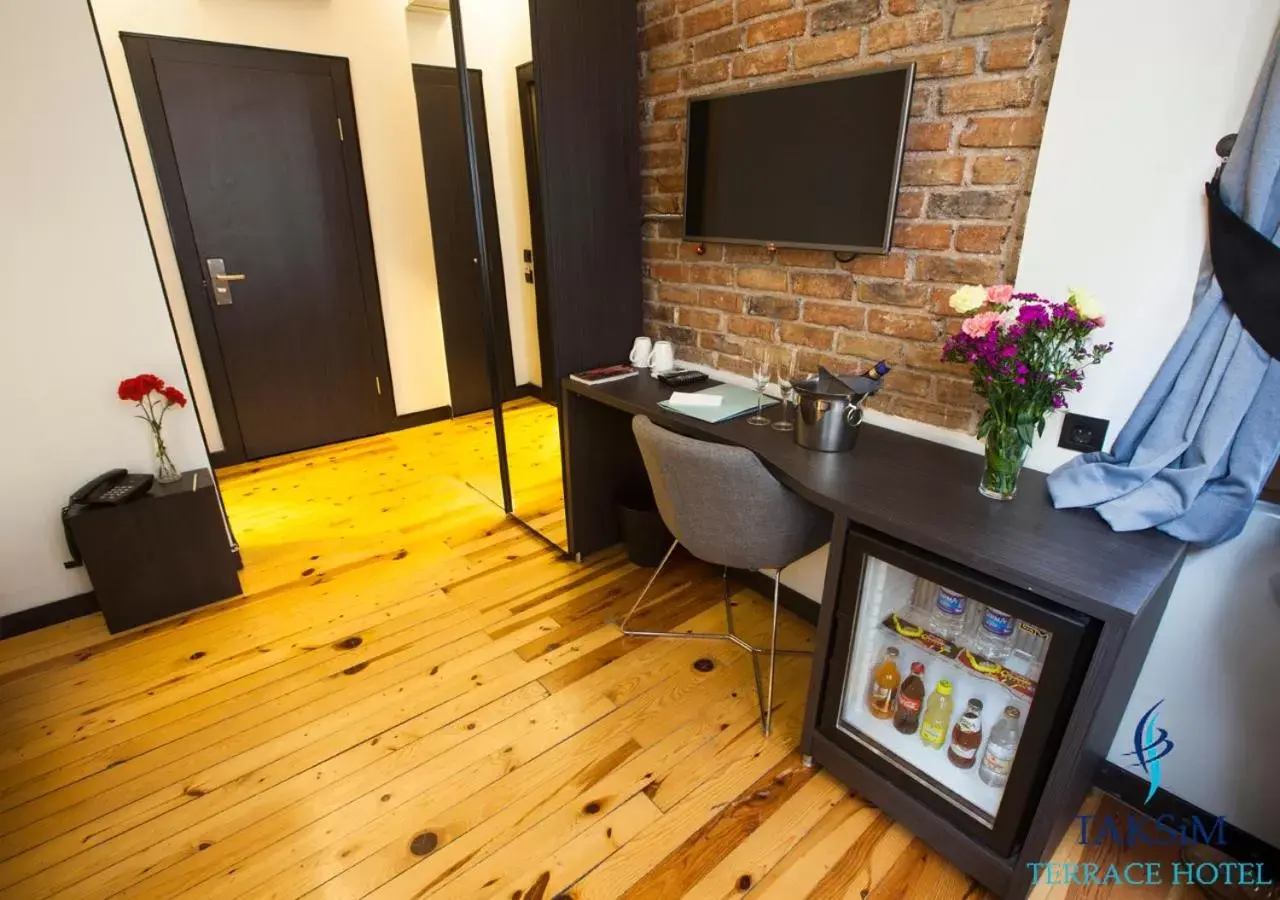 Living room, TV/Entertainment Center in Taksim Terrace Hotel Living room, TV/Entertainment Center in Taksim Terrace Hotel