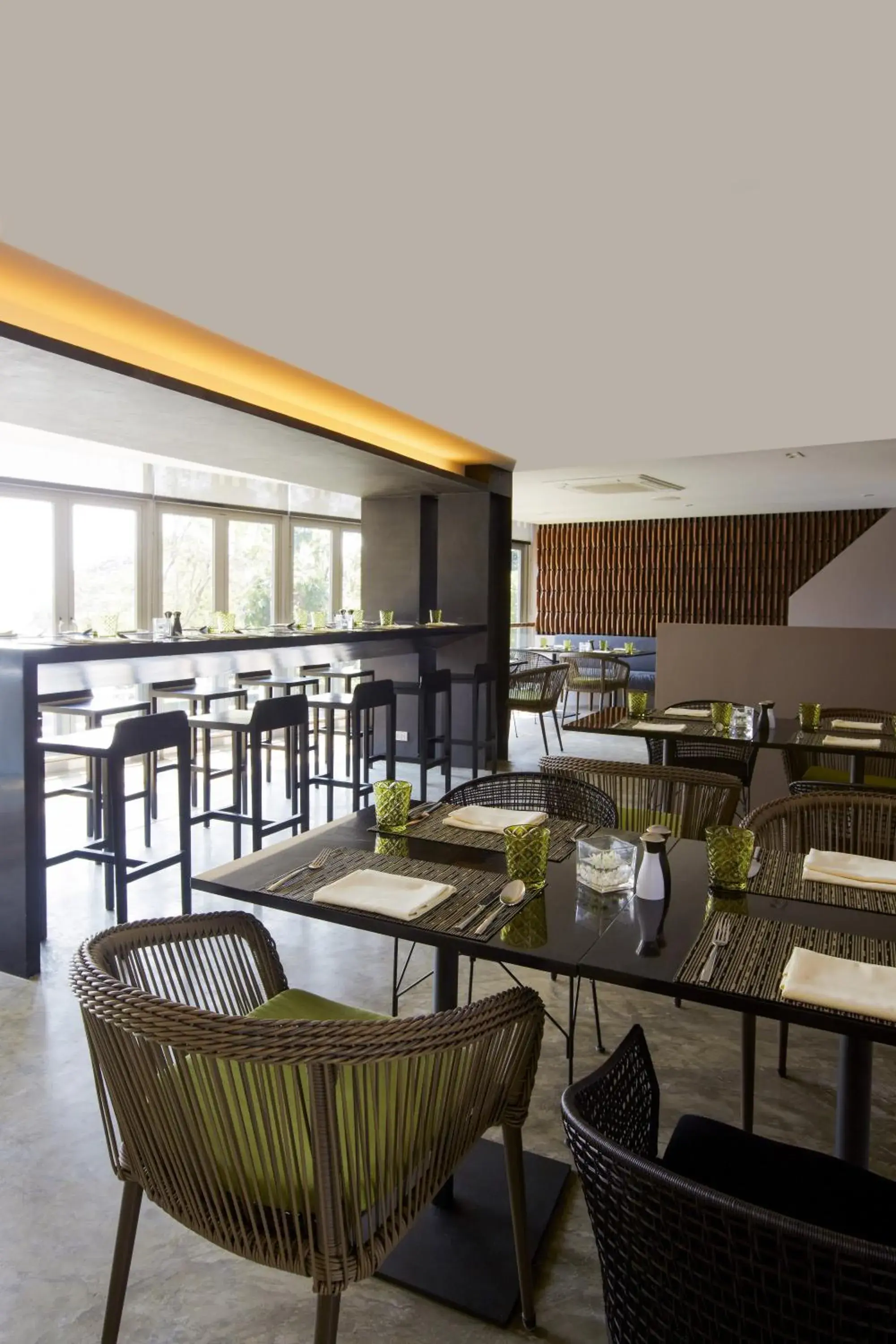 Restaurant/places to eat in Centara Q Resort Rayong
