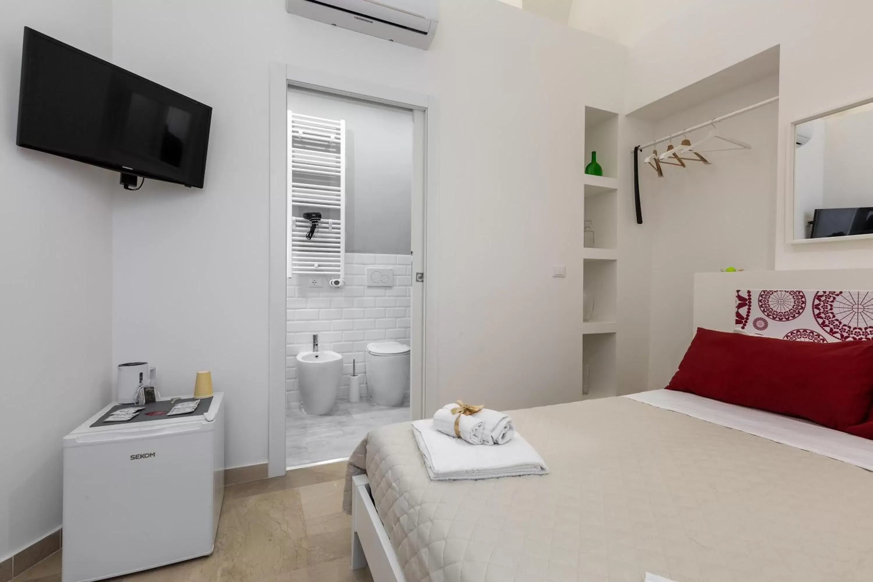 Economy Double Room in InCentro Comfort Suite - Lecce Selection Economy Double Room in InCentro Comfort Suite - Lecce Selection