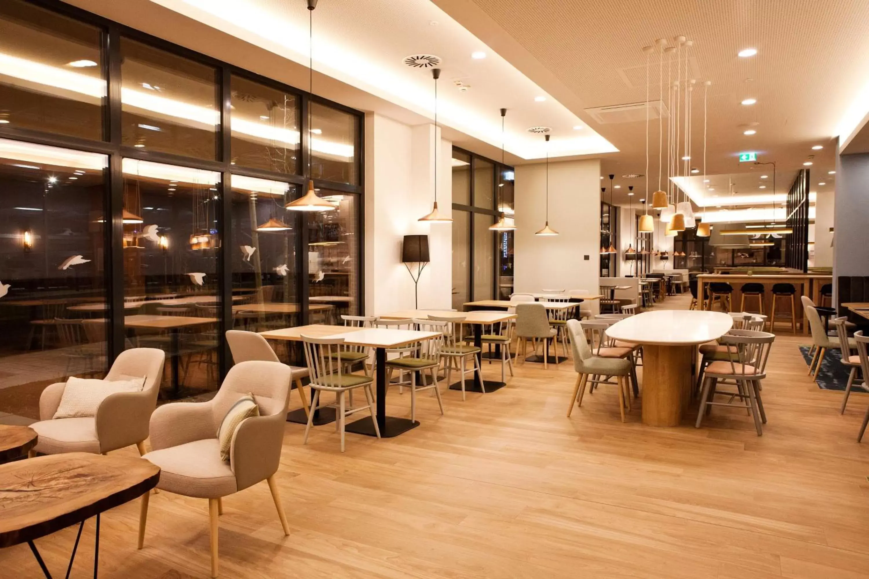 Restaurant/places to eat, Lounge/Bar in Hilton Garden Inn Munich Messe