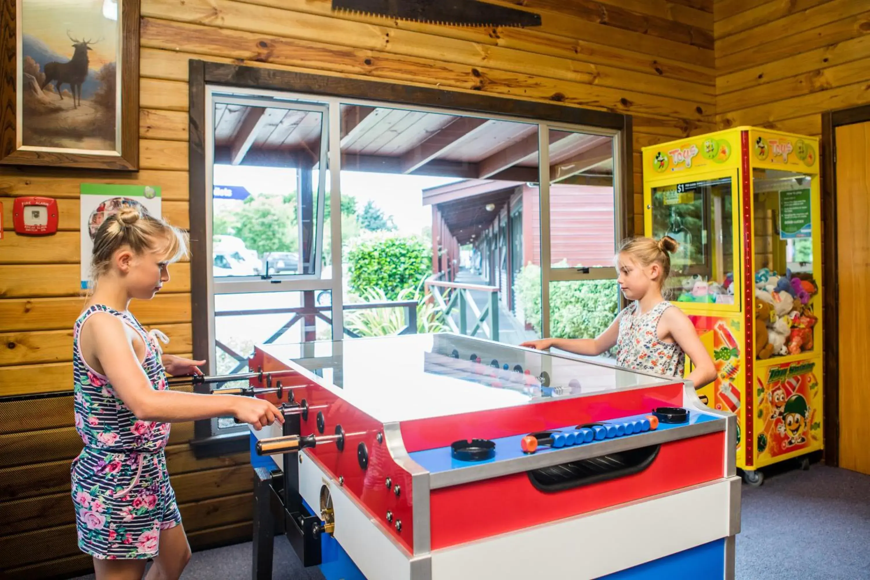 Game Room in Te Anau Top 10 Holiday Park and Motels