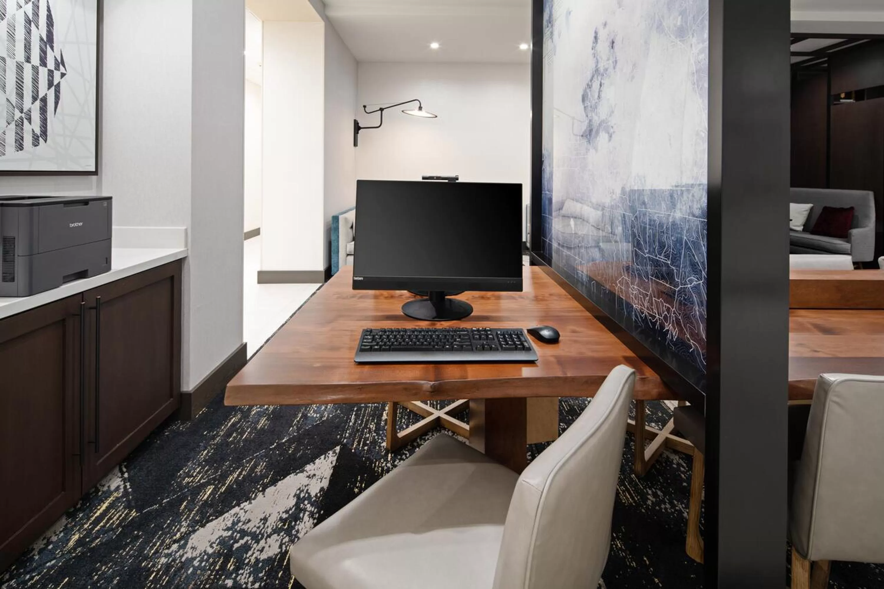 Business facilities in Hyatt Place Bakersfield