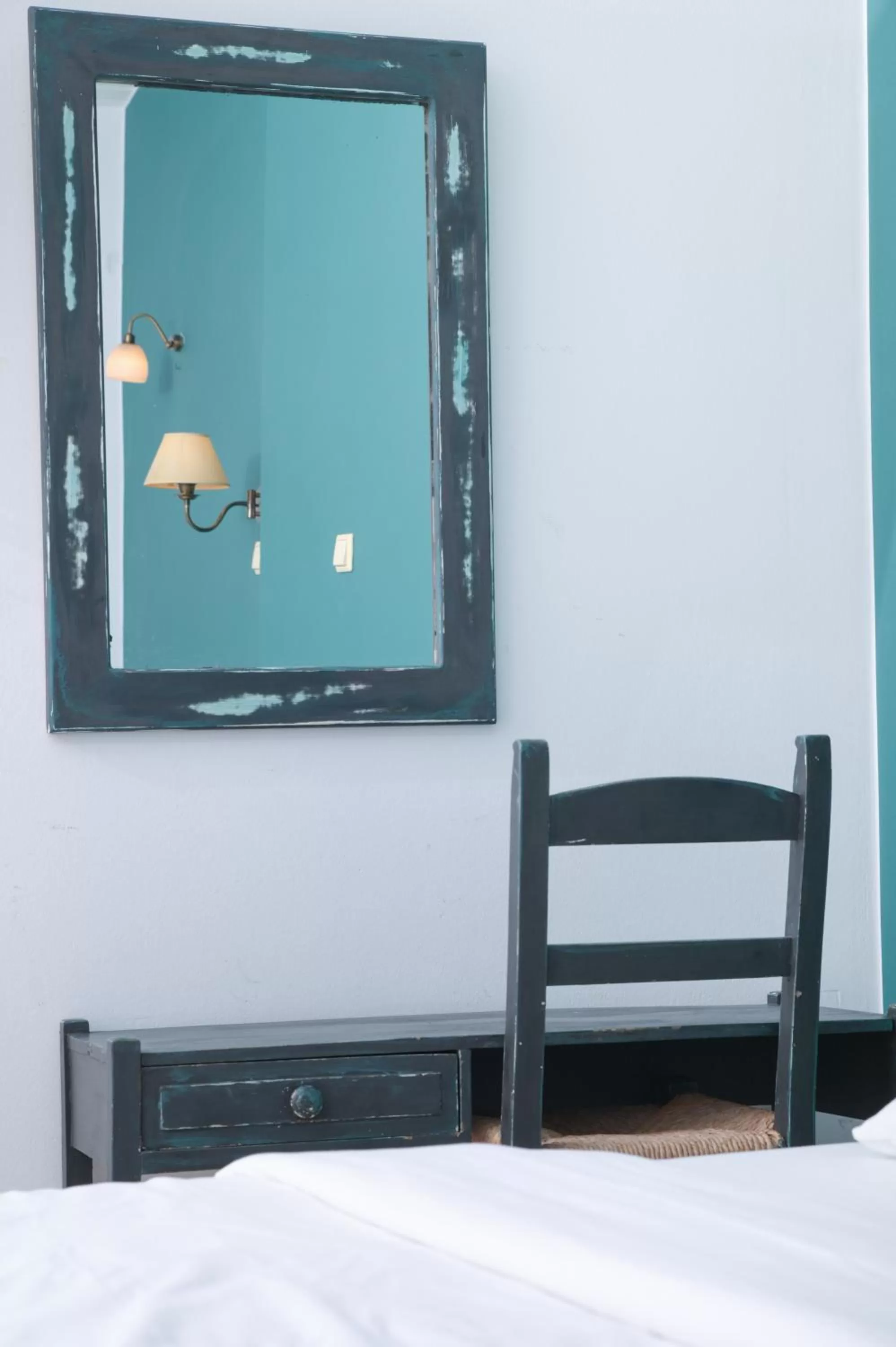 Bed in Ikaros Art Hotel