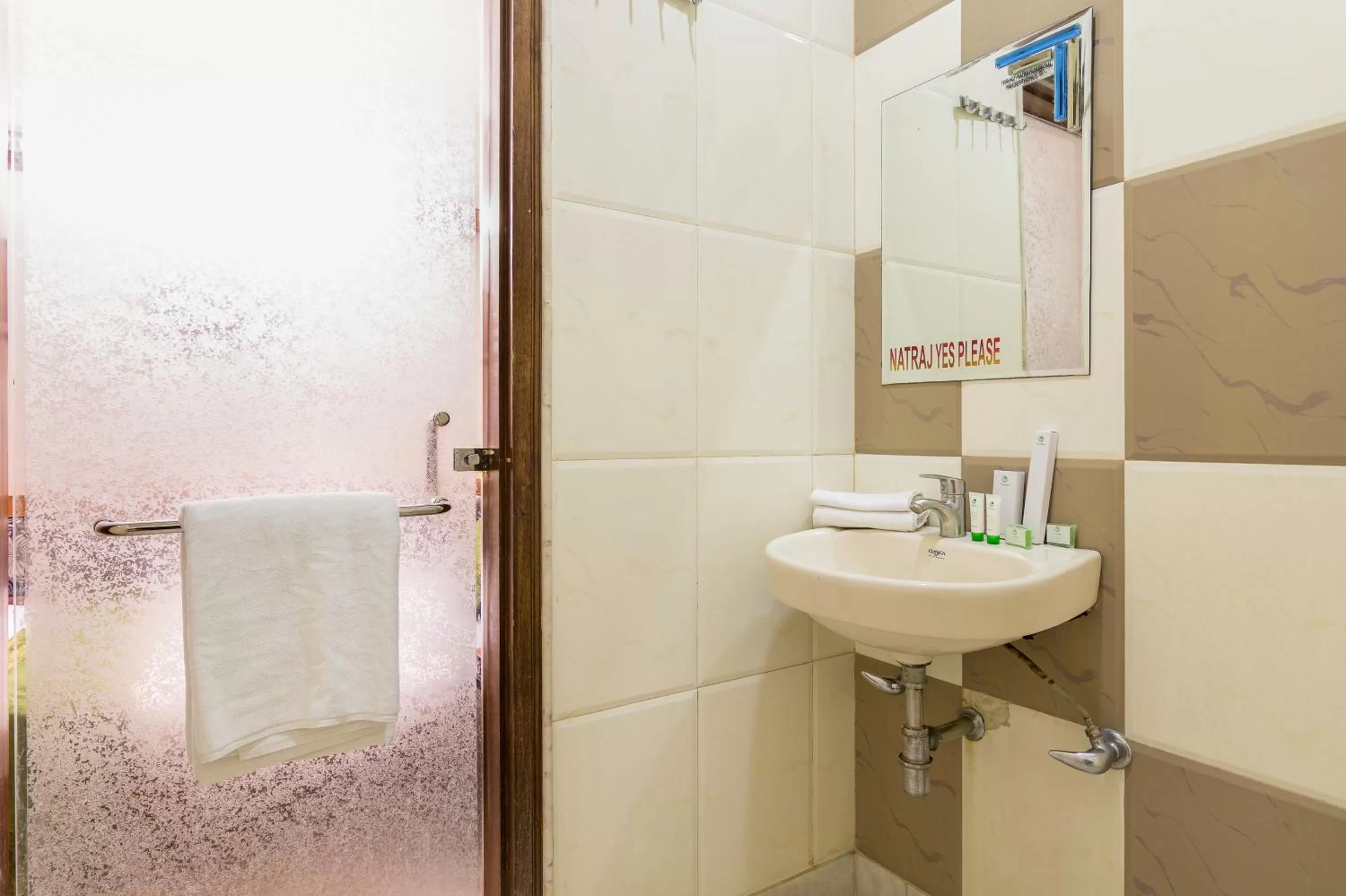 Bathroom in Natraj Yes Please -New Delhi