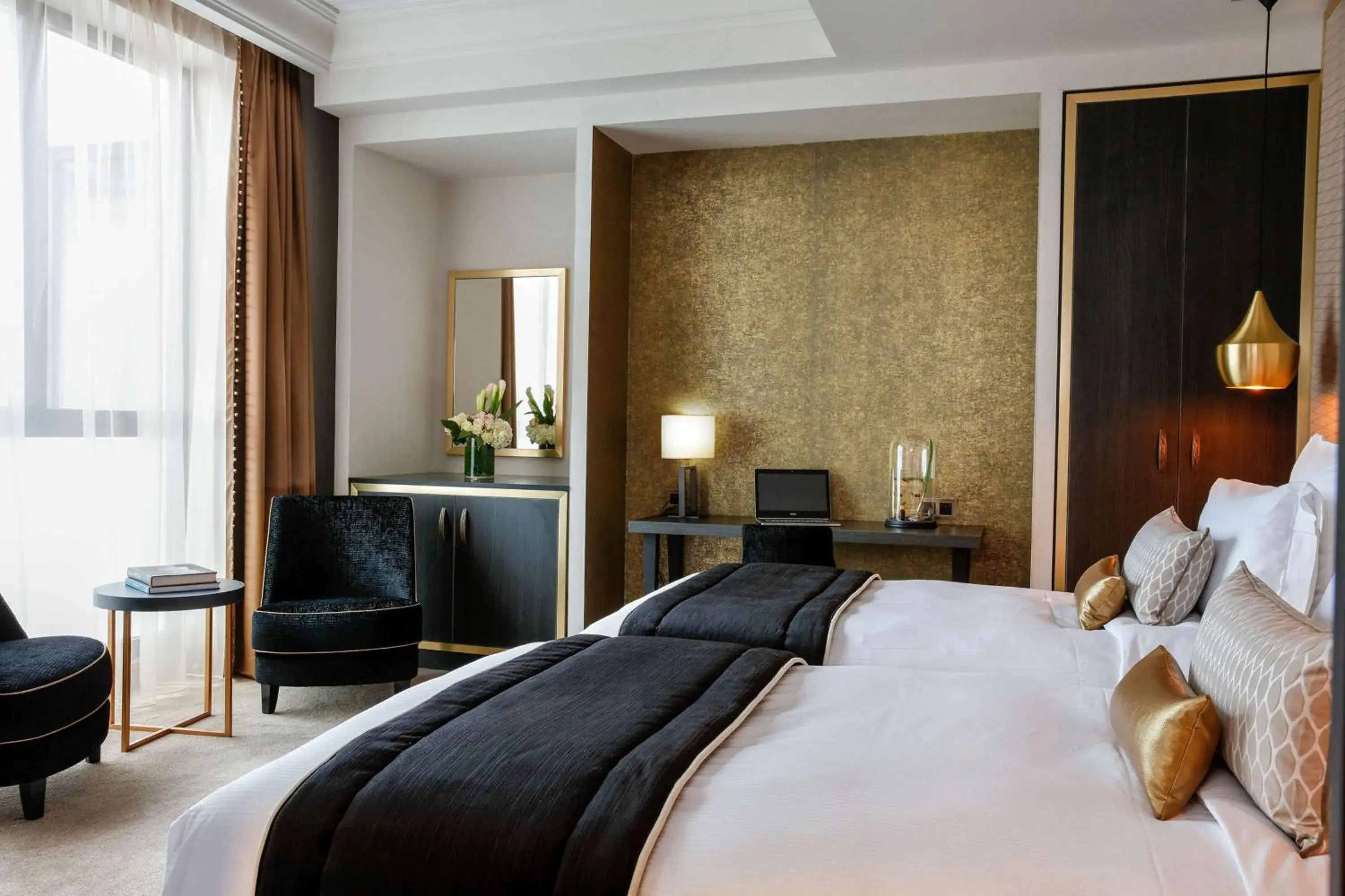 Bedroom, Bed in Niepce Paris, Curio Collection By Hilton