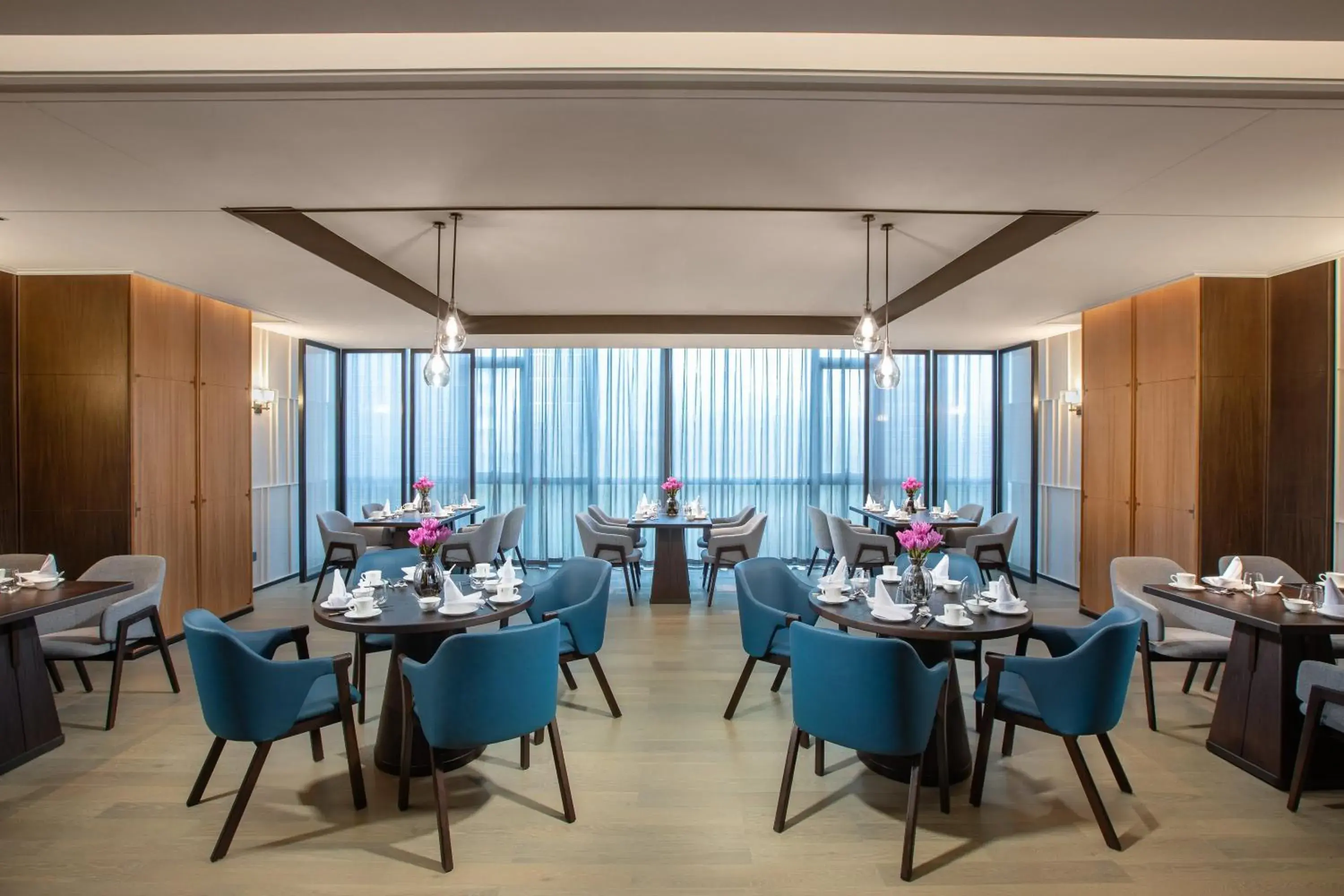 Restaurant/Places to Eat in Crowne Plaza Zhengzhou High Tech Zone, an IHG Hotel