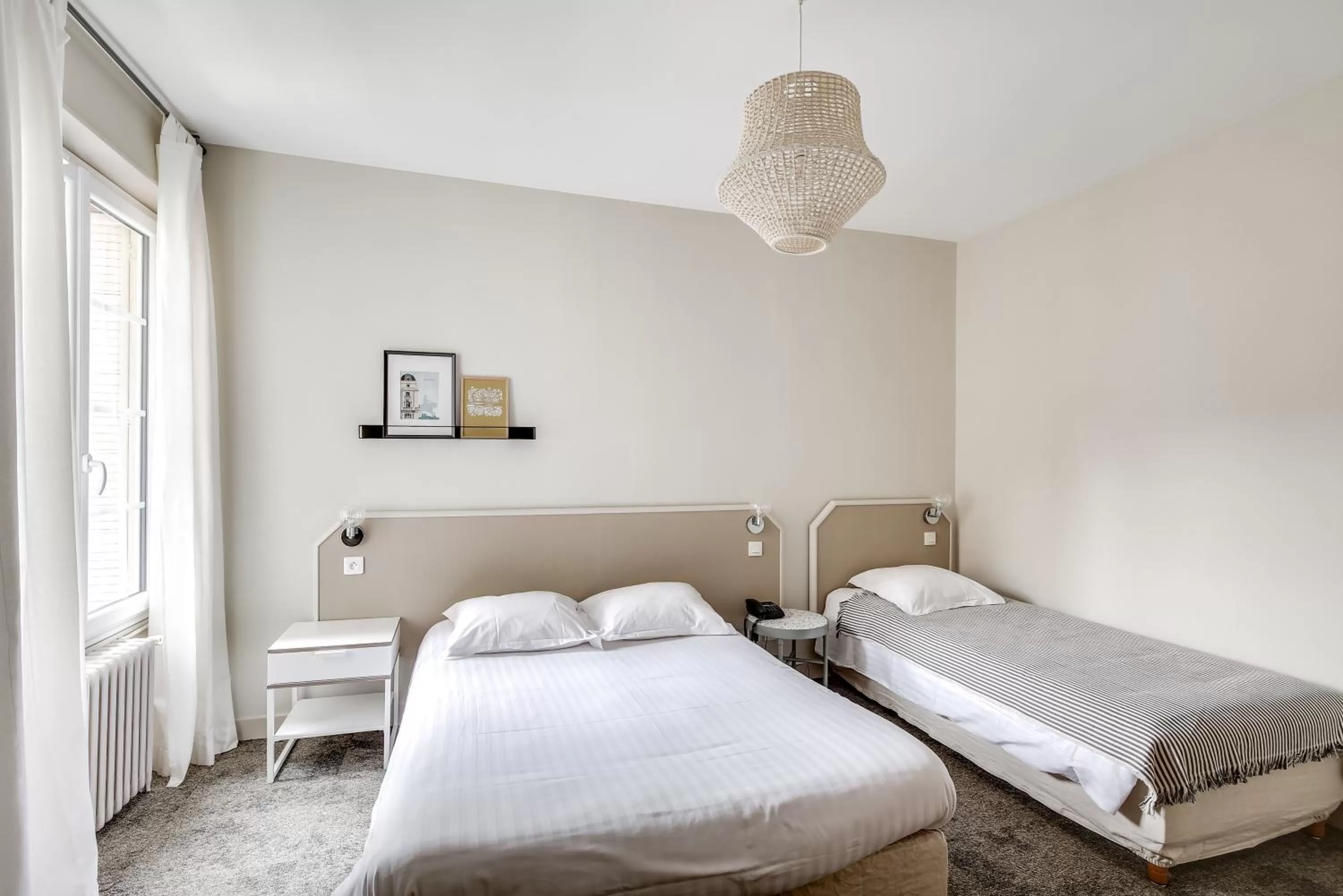 Coffee/tea facilities, Bed in Logis Hôtel Marguerite