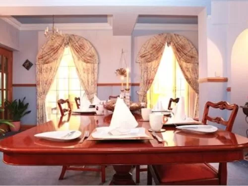 Dining area in Carmichael