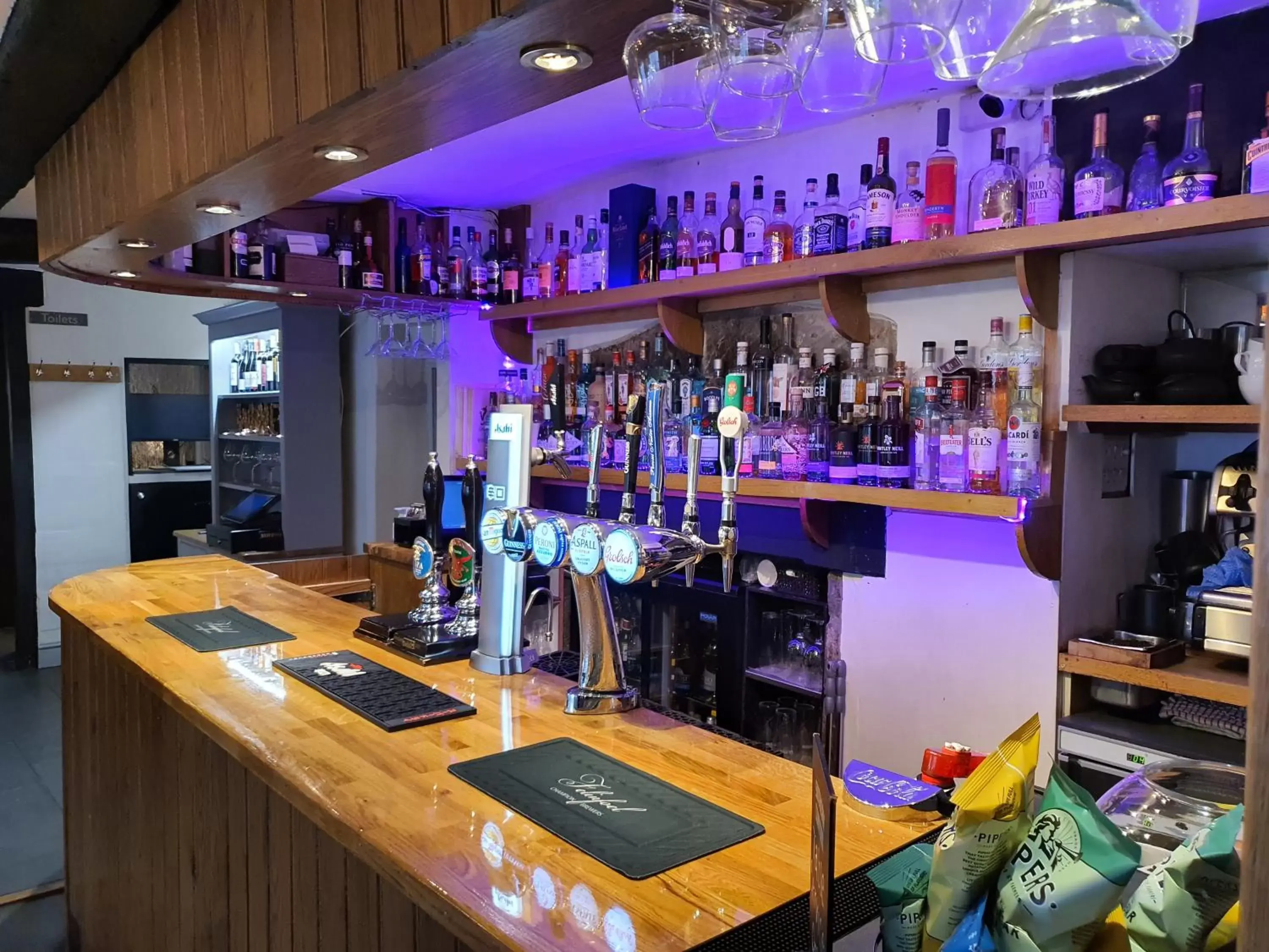 Lounge or bar, Lounge/Bar in Dragon Inn