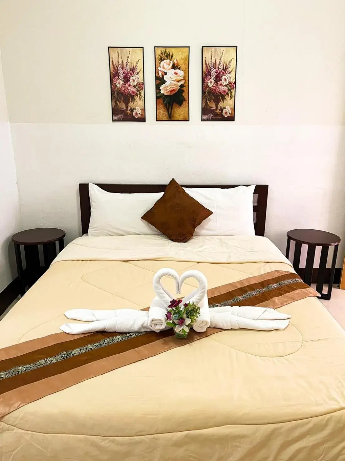 Bed in Rueangrat Hotel