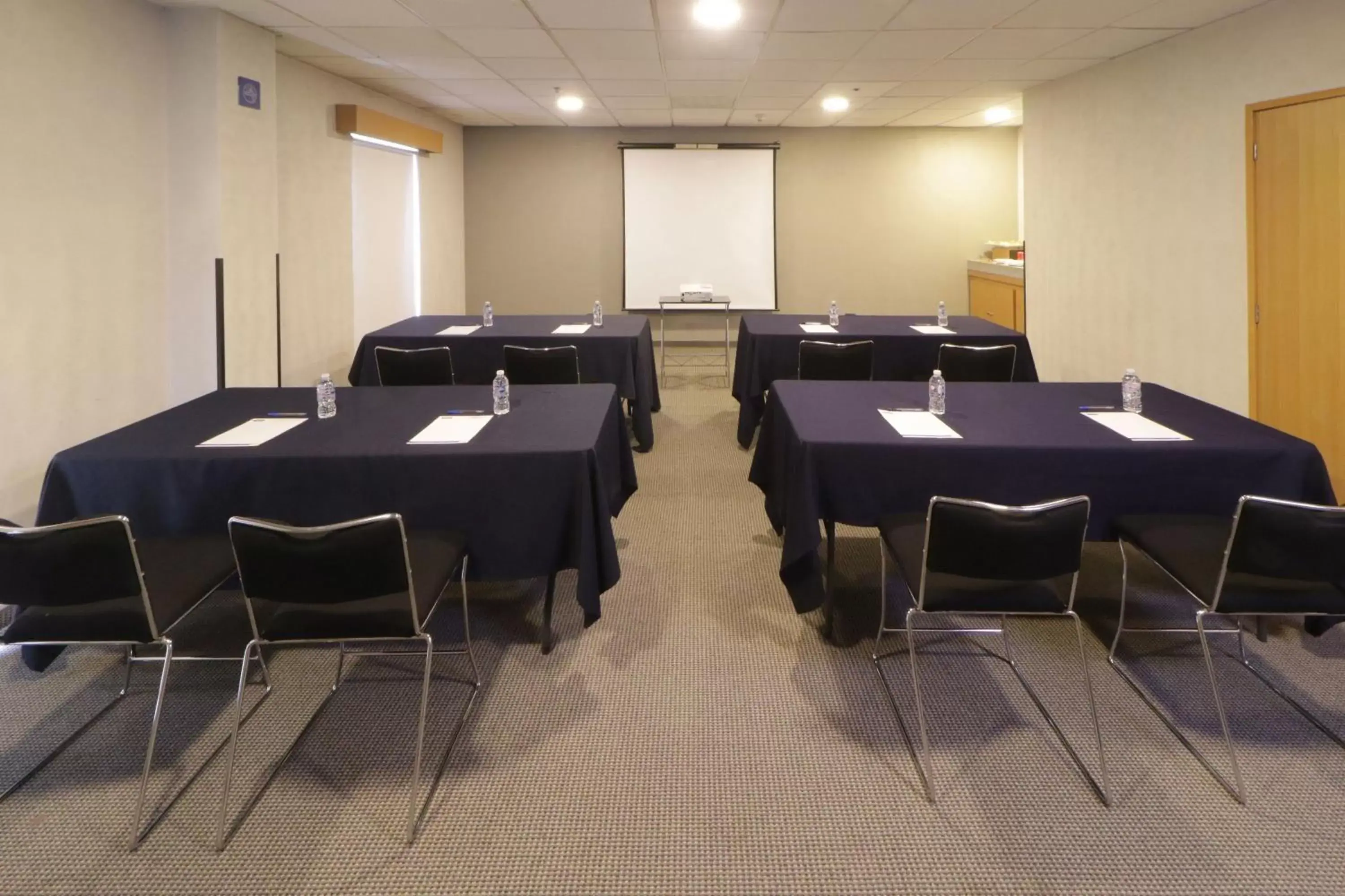 Meeting/conference room in City Express by Marriott Nuevo Laredo