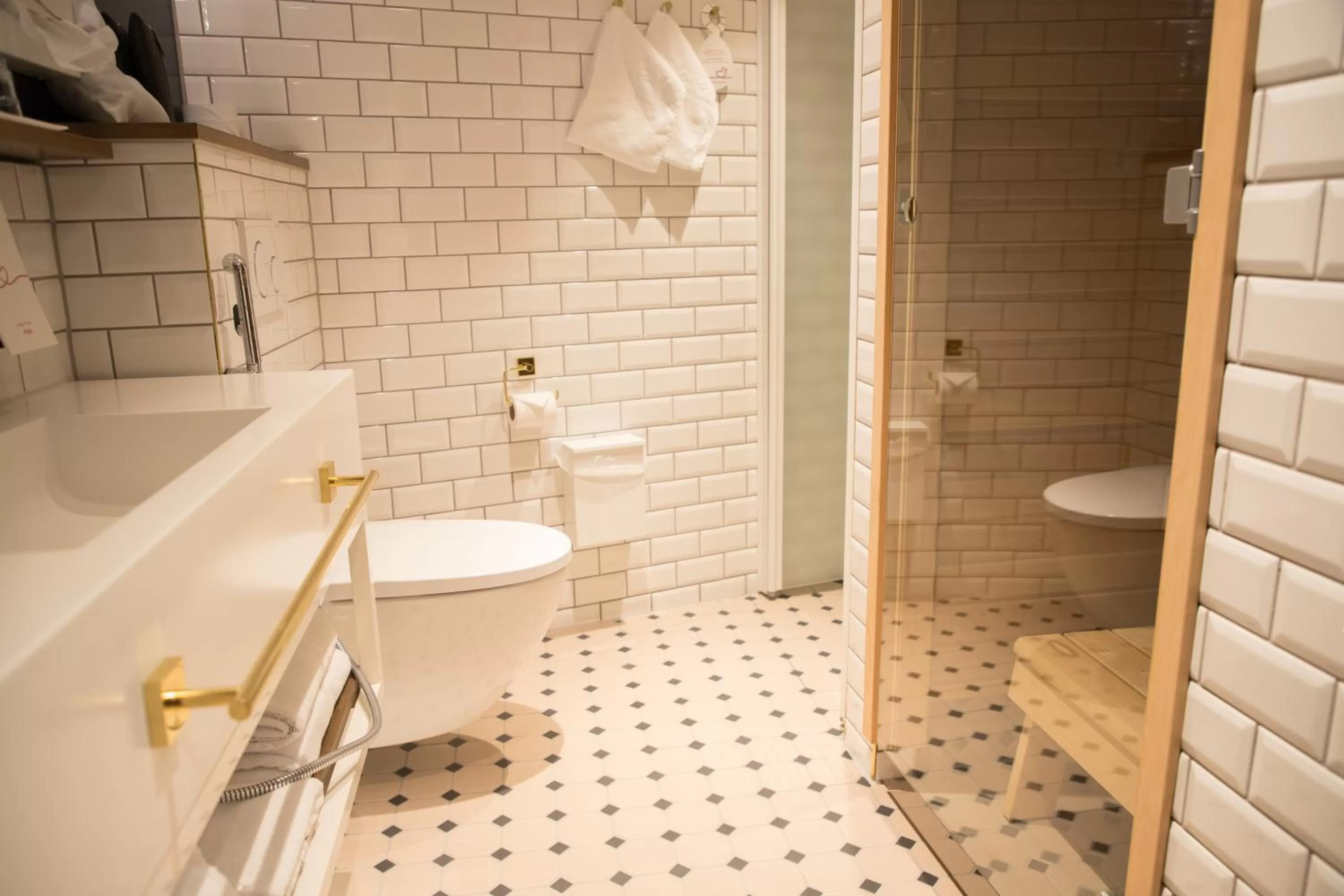 Bathroom in Original Sokos Hotel Vaakuna Seinäjoki