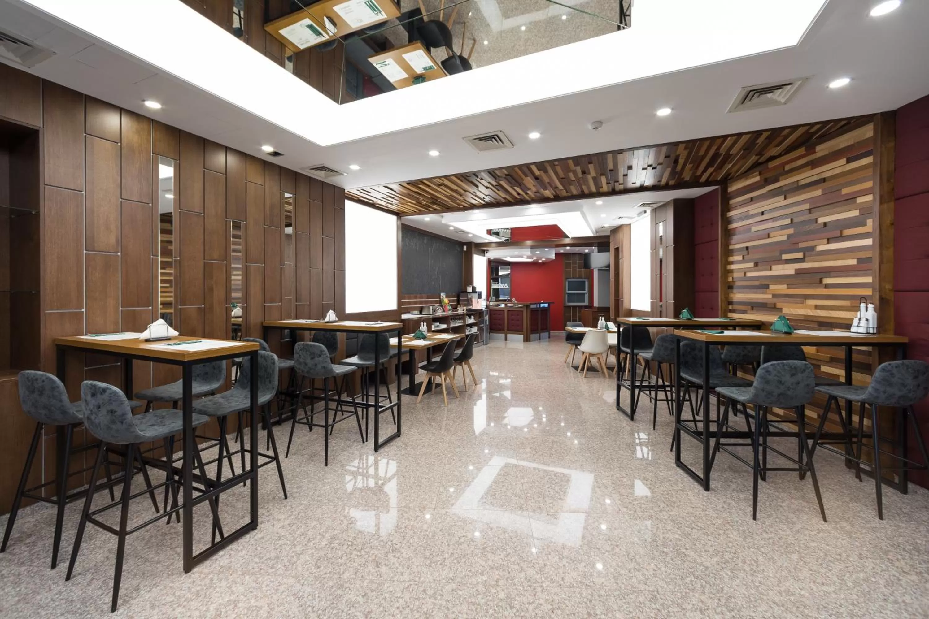 Restaurant/places to eat in B1 Boutique Hotel Sofia