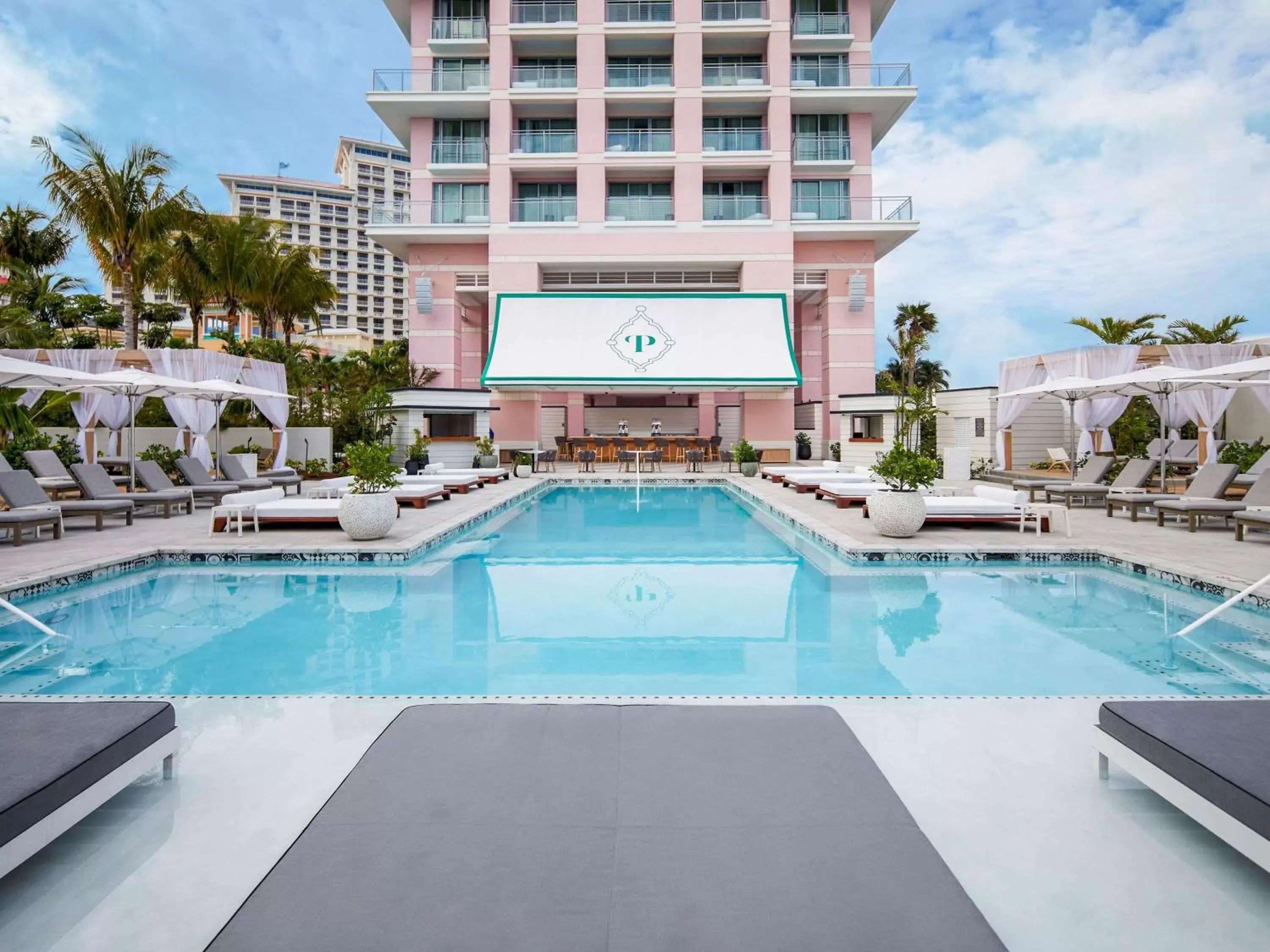 Restaurant/places to eat, Swimming Pool in SLS at Baha Mar