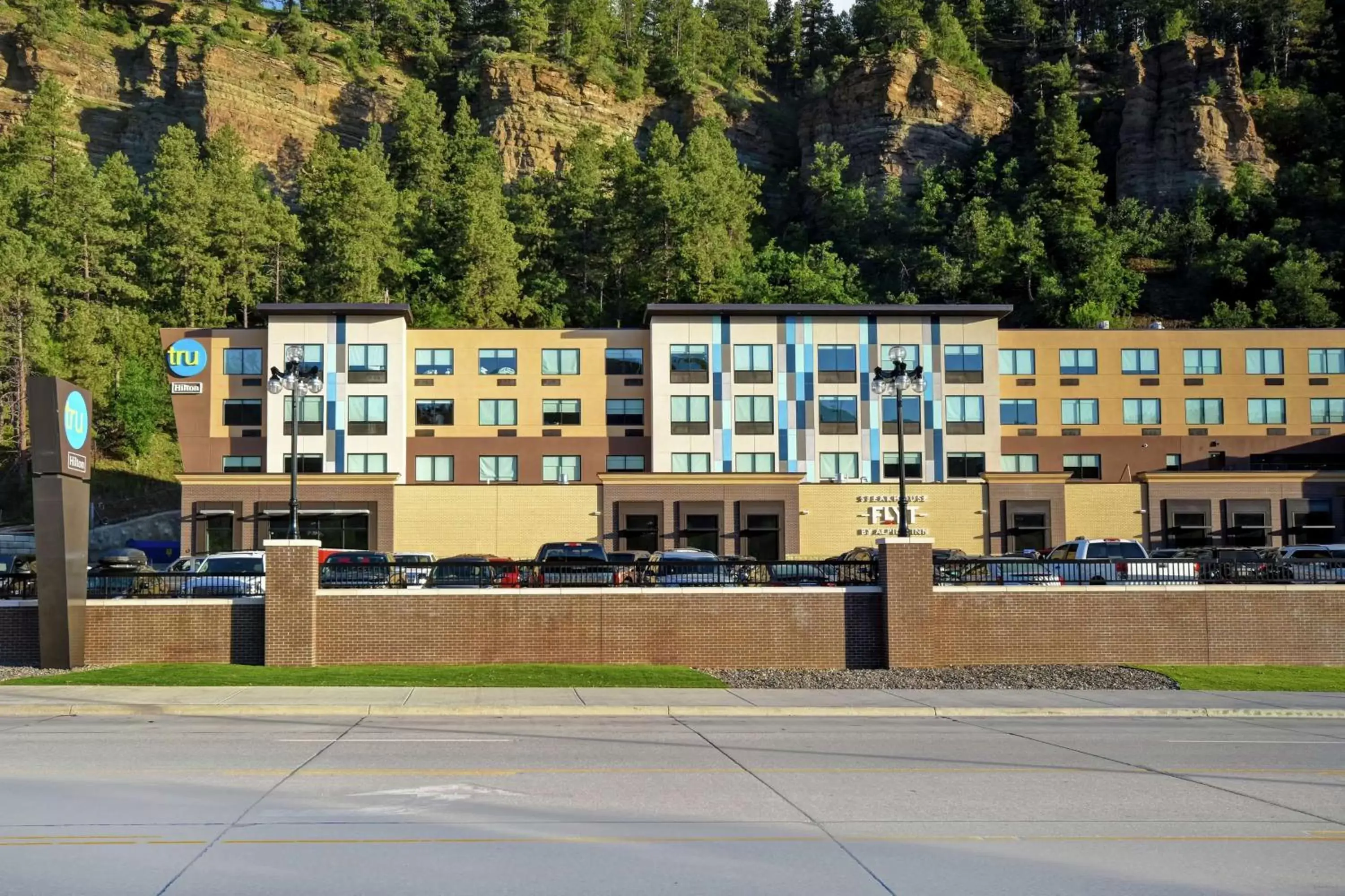 Property building in Tru By Hilton Deadwood Property building in Tru By Hilton Deadwood