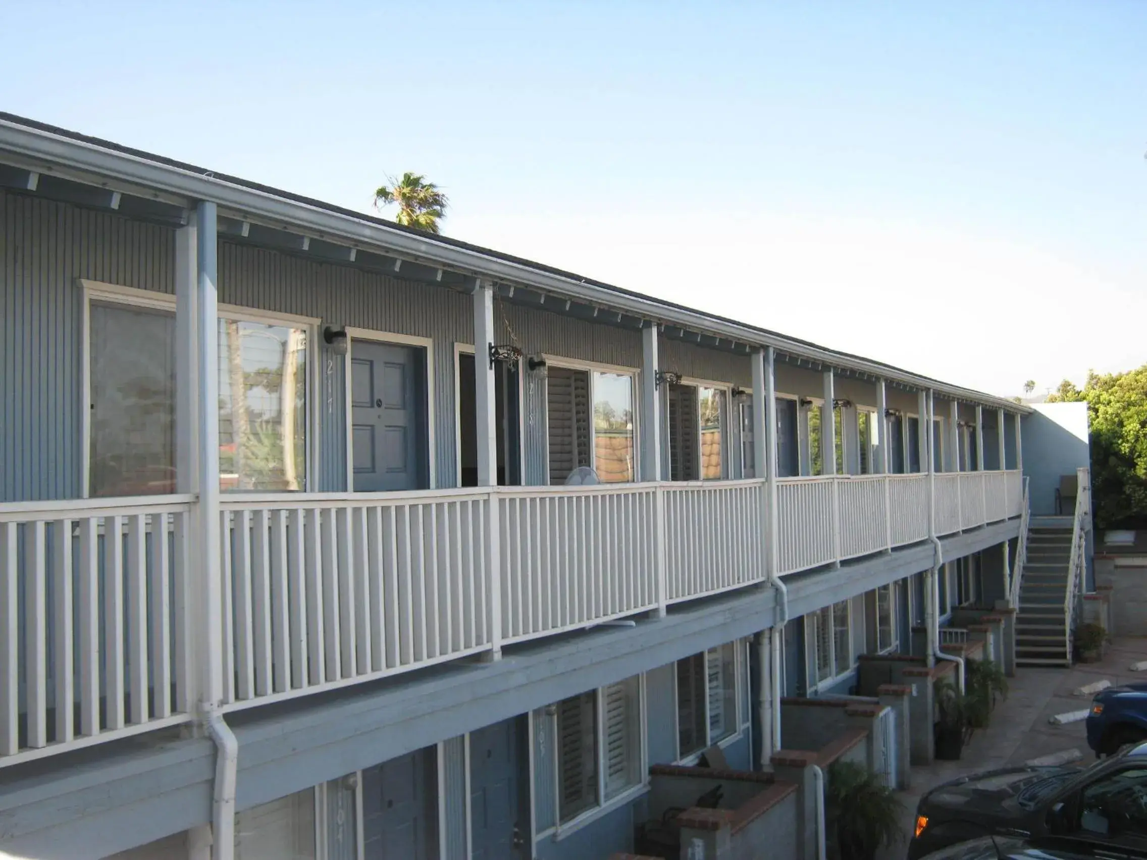 Property Building in The Shores Inn