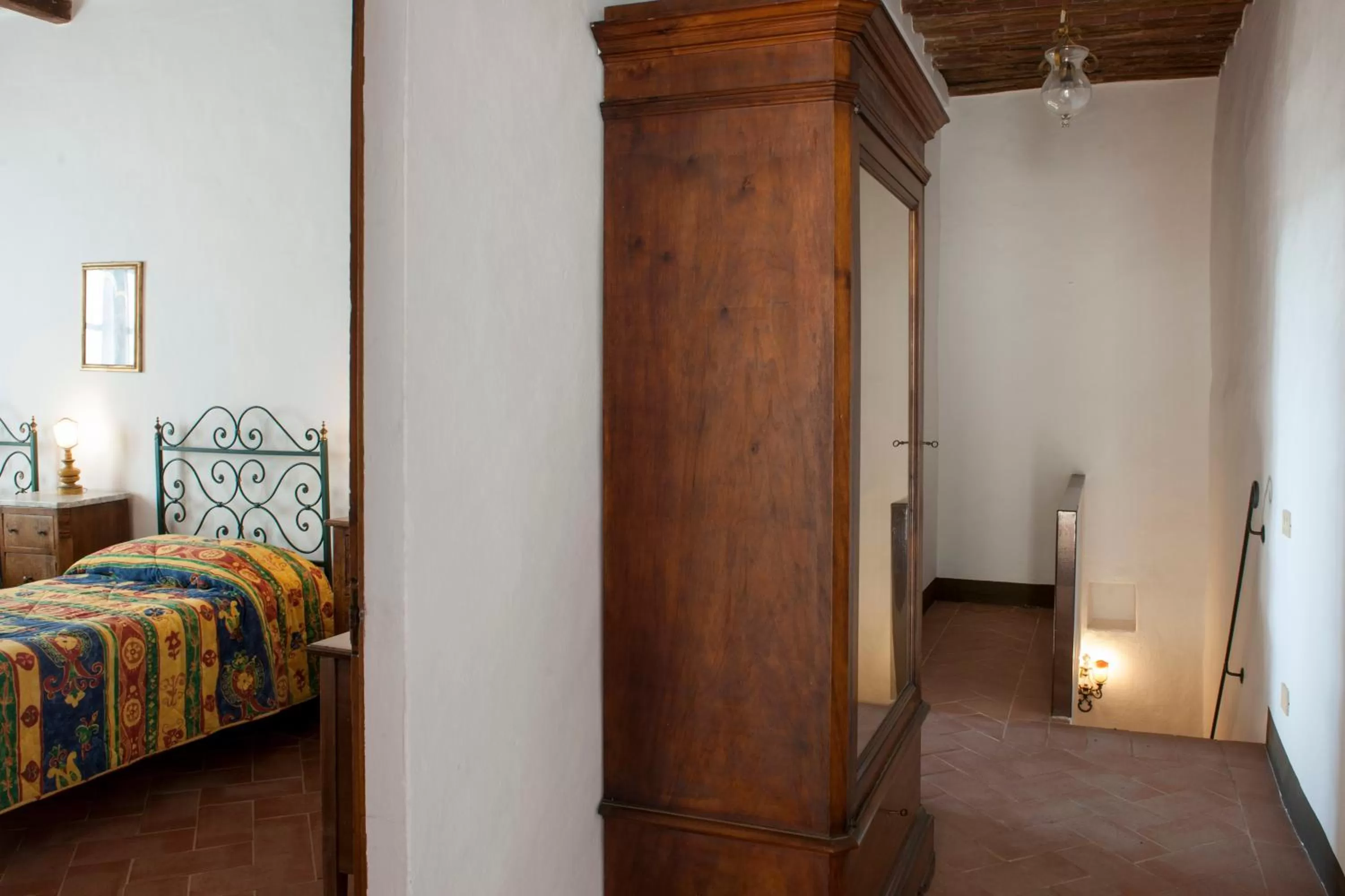 Area and facilities, Bed in Certosa di Pontignano Residenza d'Epoca - Place of Charme