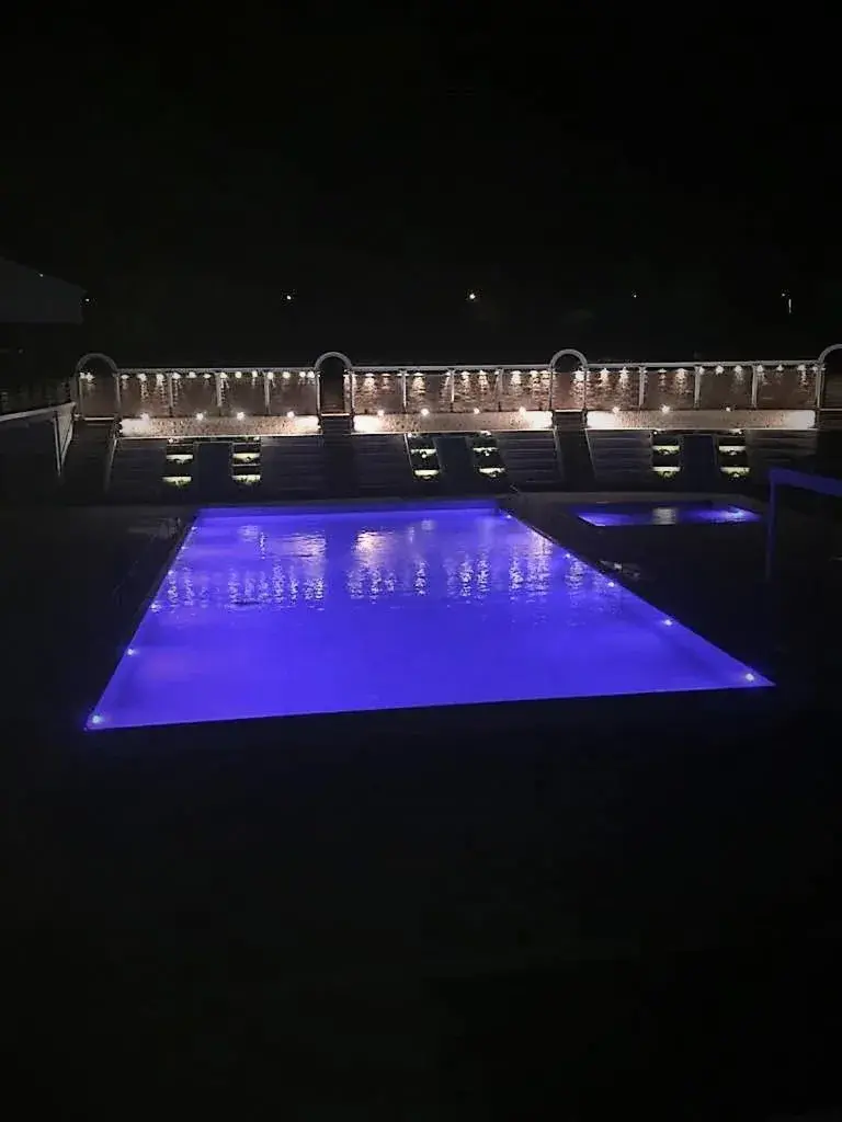 Swimming Pool in Hotel d'Aragona