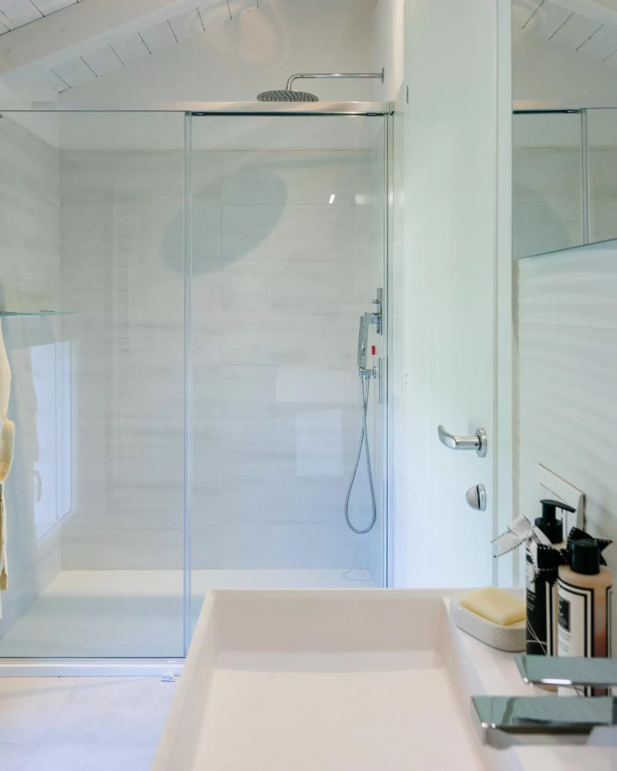 Shower, Bathroom in Ca' Ross