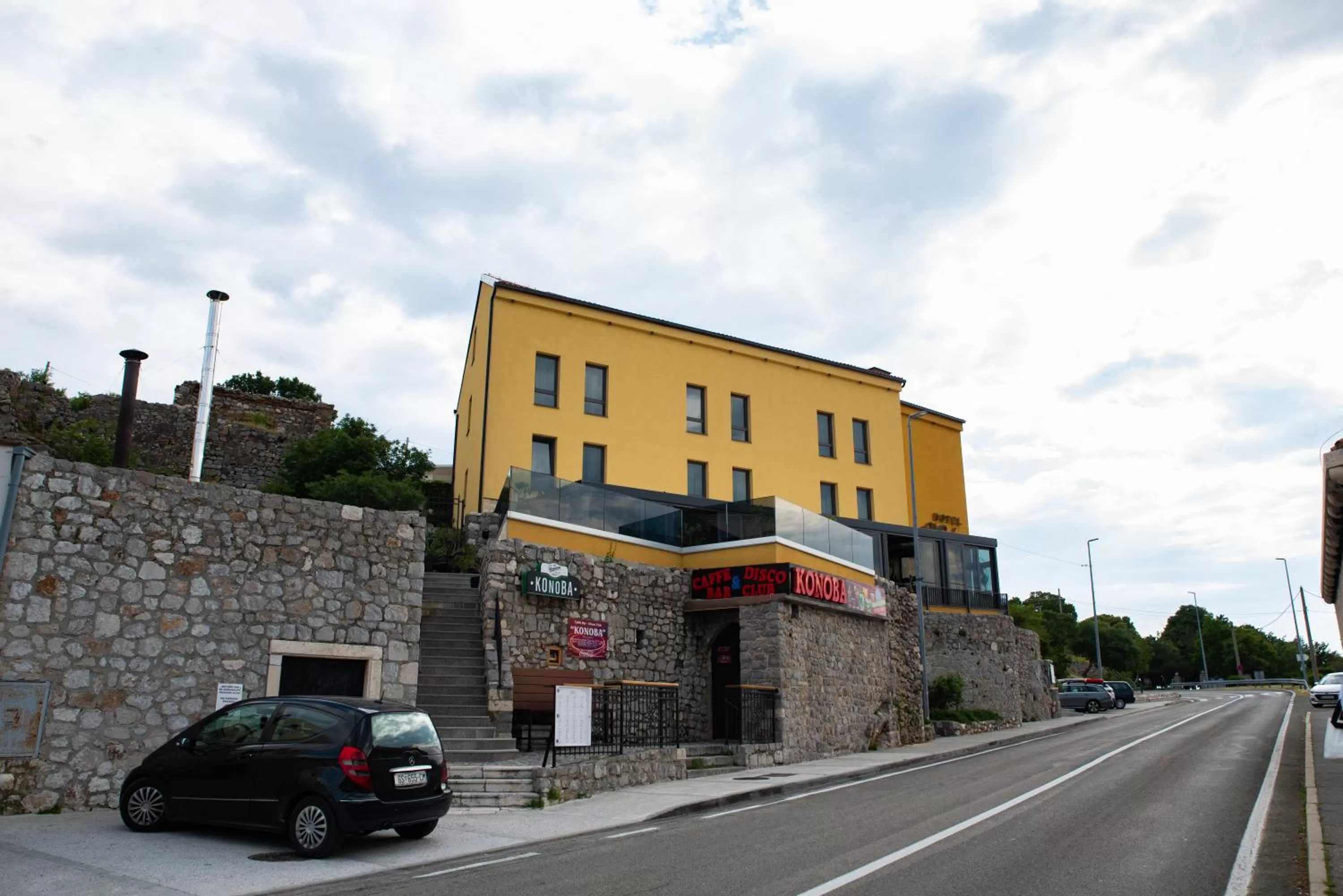 Property building in Hotel Meduza