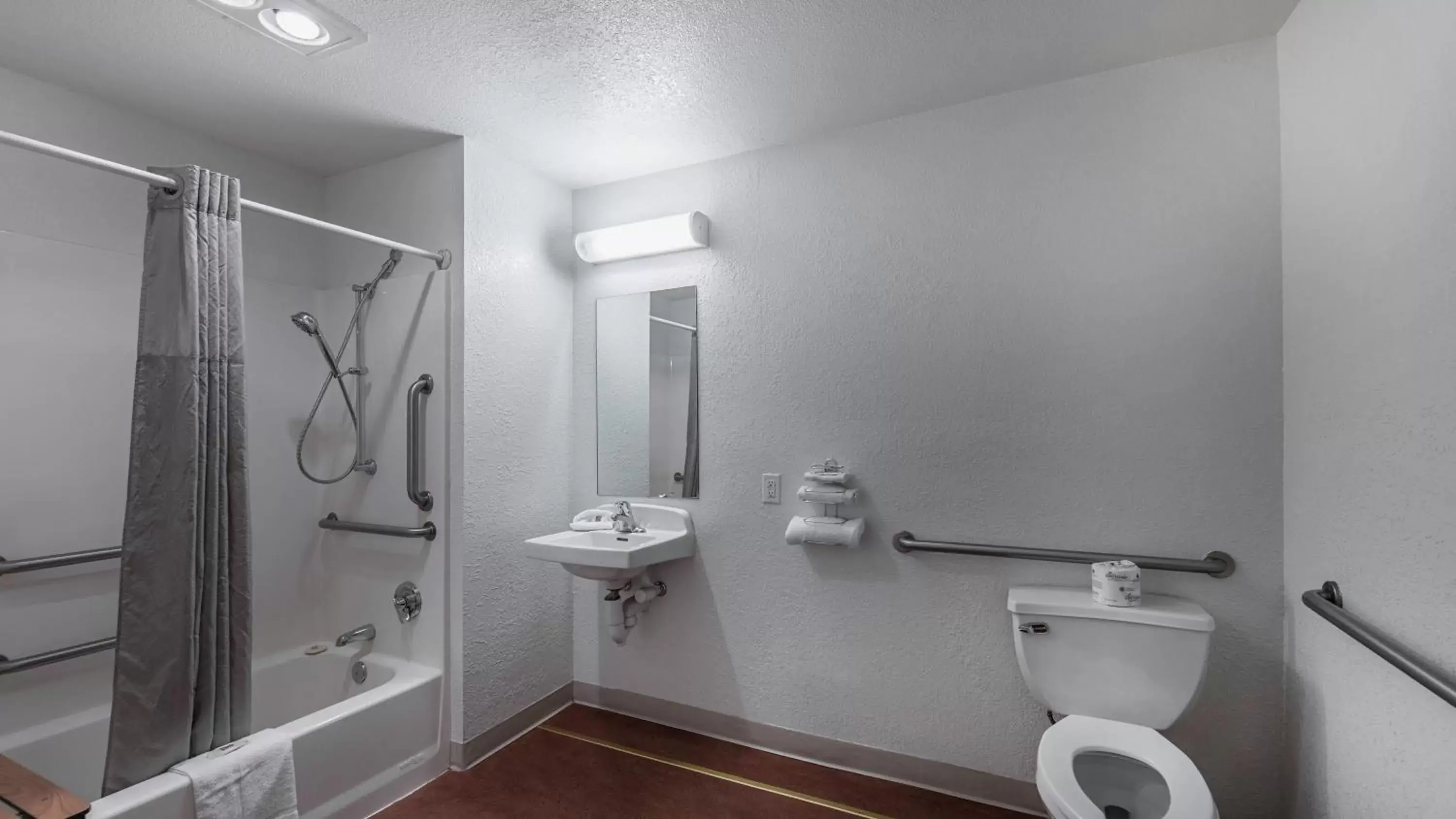 Bathroom in Motel 6-Medford, OR - North