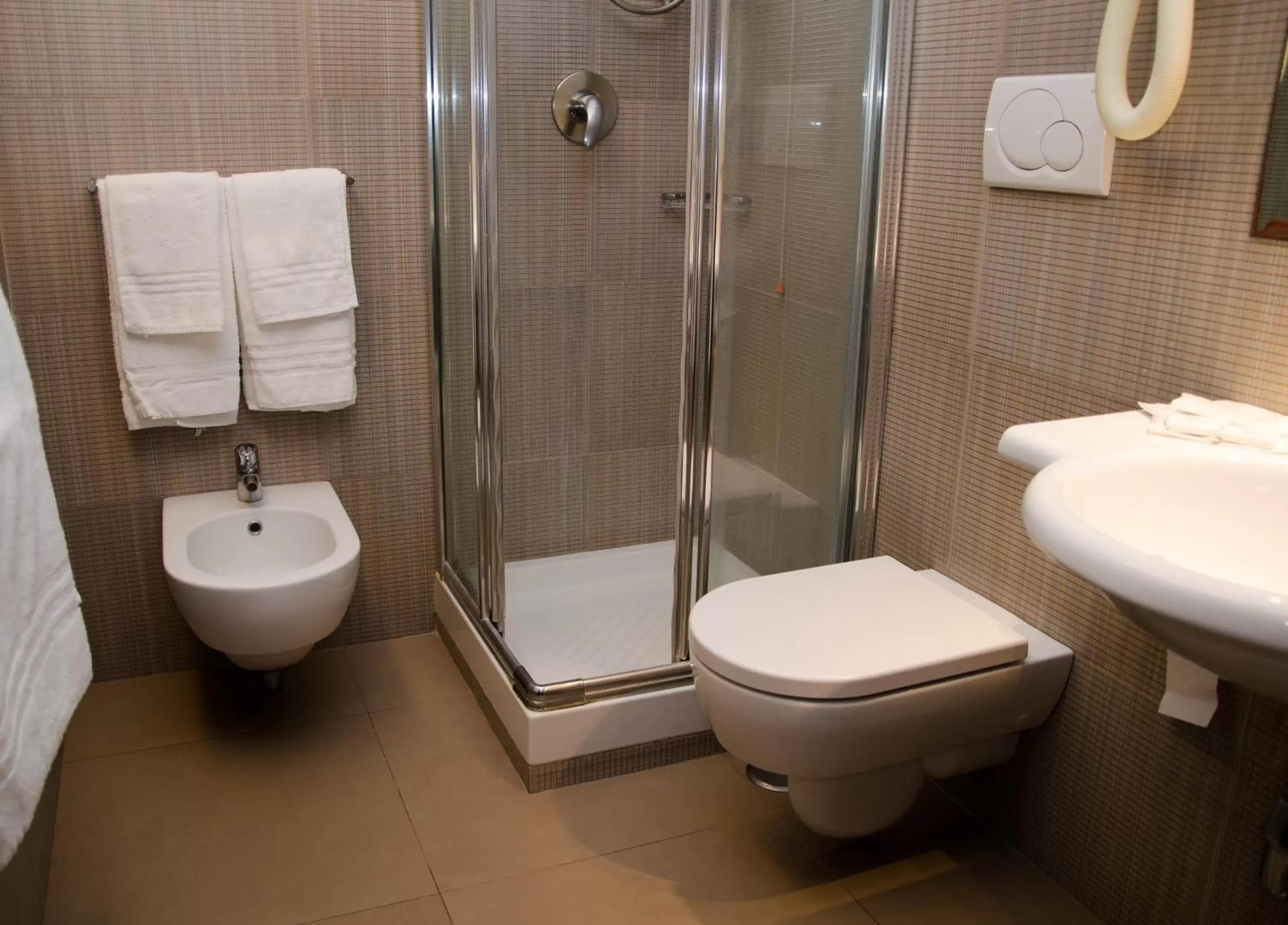 Bathroom in Hotel Garda
