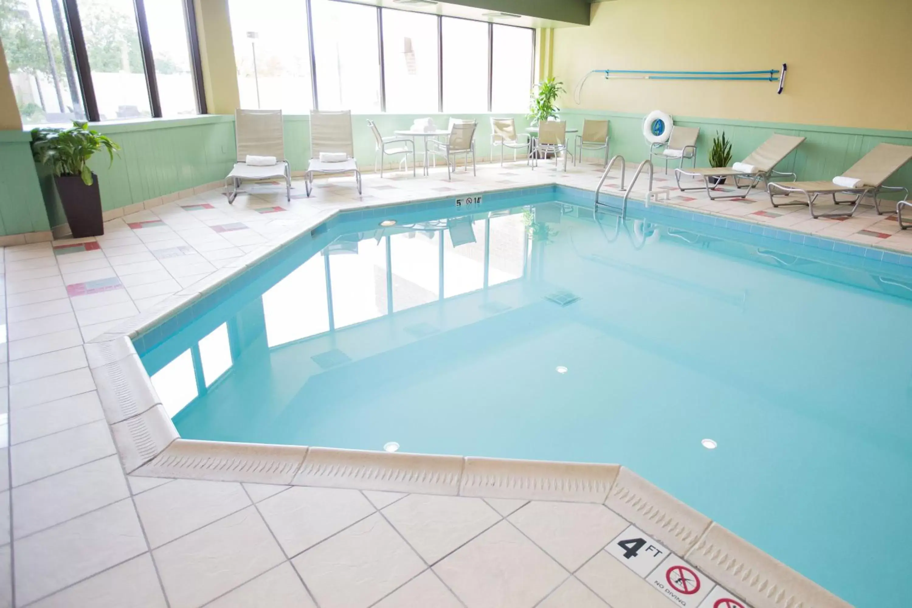 Swimming Pool in Holiday Inn Dayton/Fairborn I-675, an IHG Hotel
