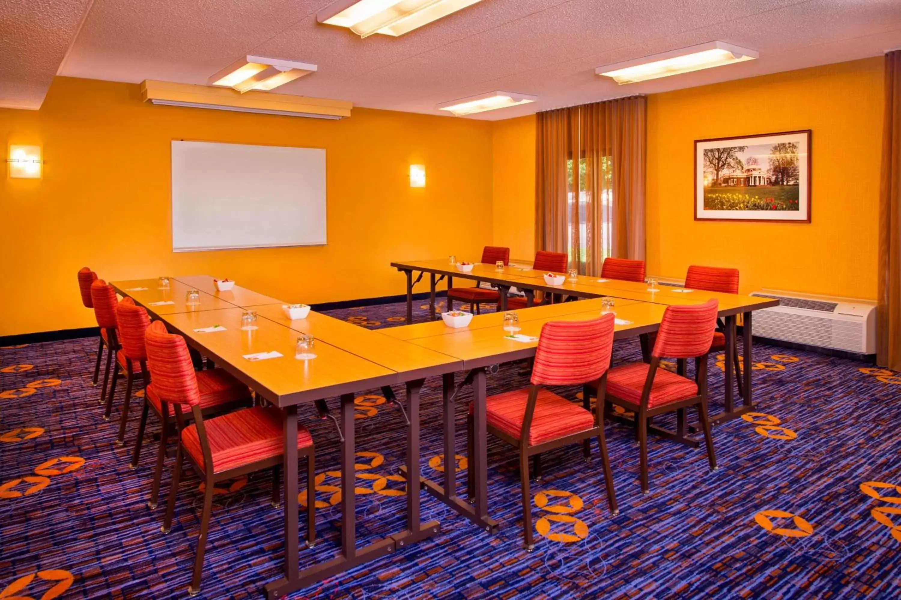 Meeting/conference room in Courtyard by Marriott Charlottesville