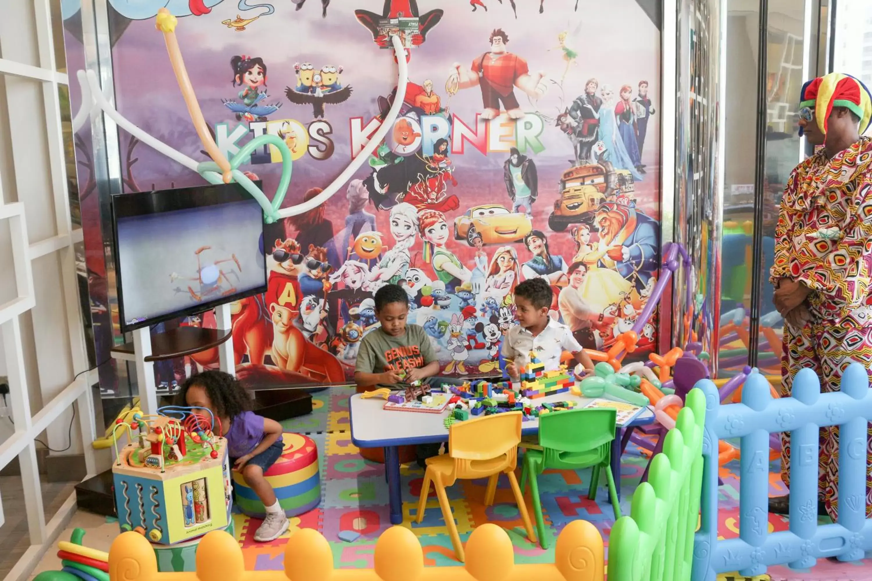 Restaurant/places to eat, Kid's Club in The K Hotel