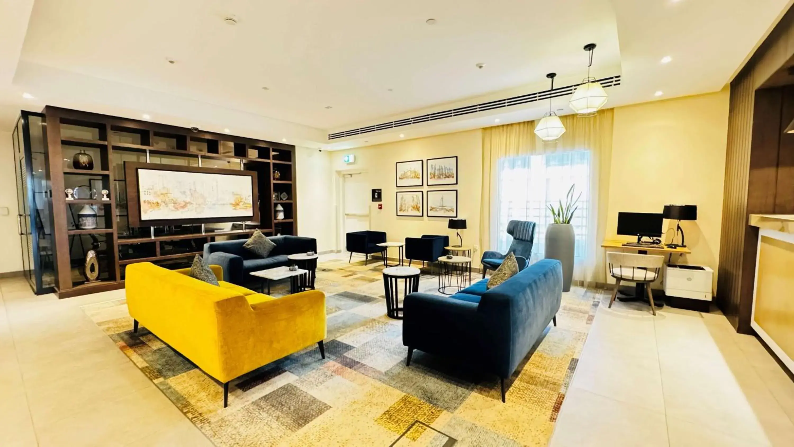 Lobby or reception, Seating Area in Hampton By Hilton Dubai Al Barsha